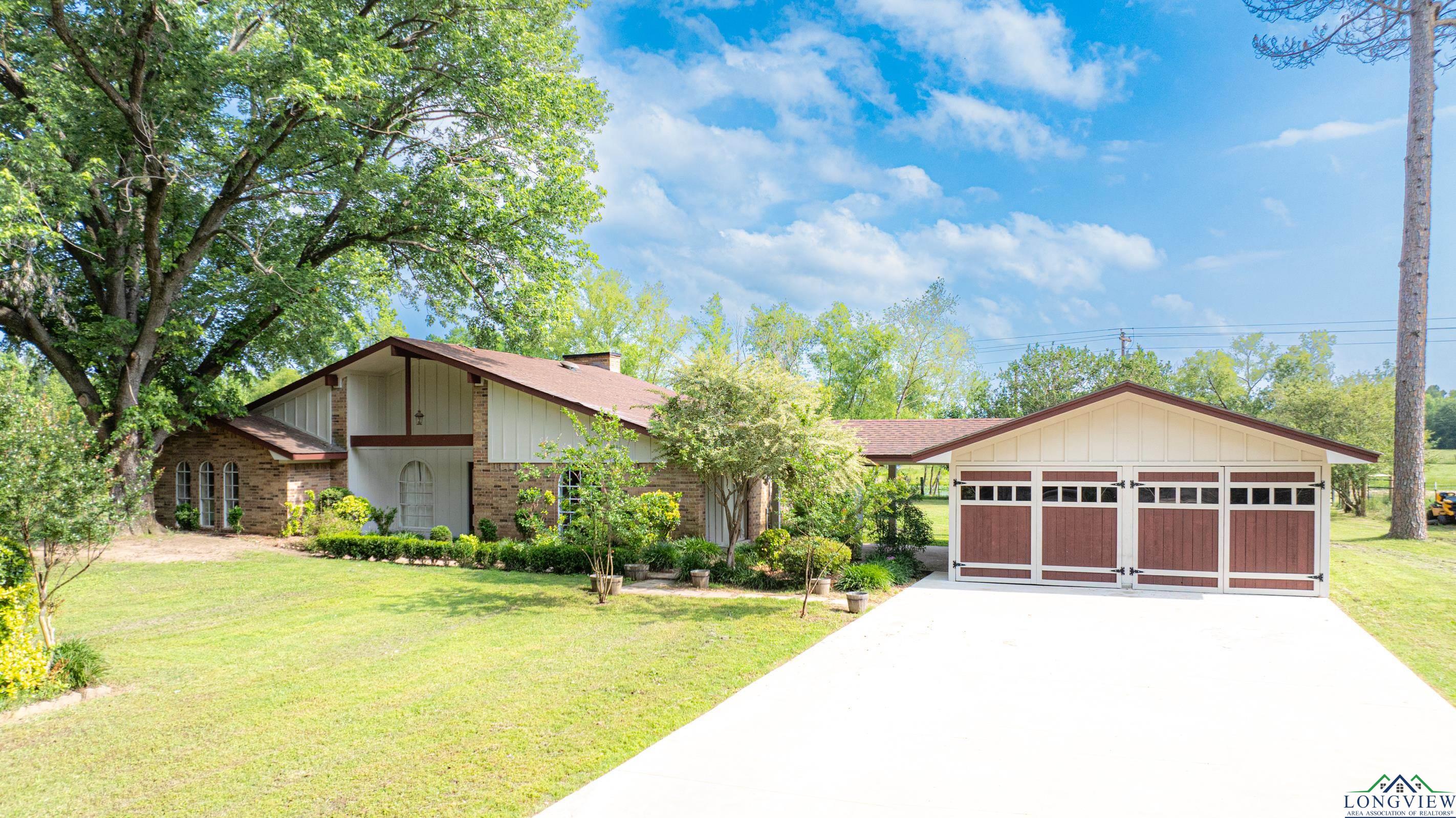 1332 Cr 4840, Mount Pleasant, Texas image 1