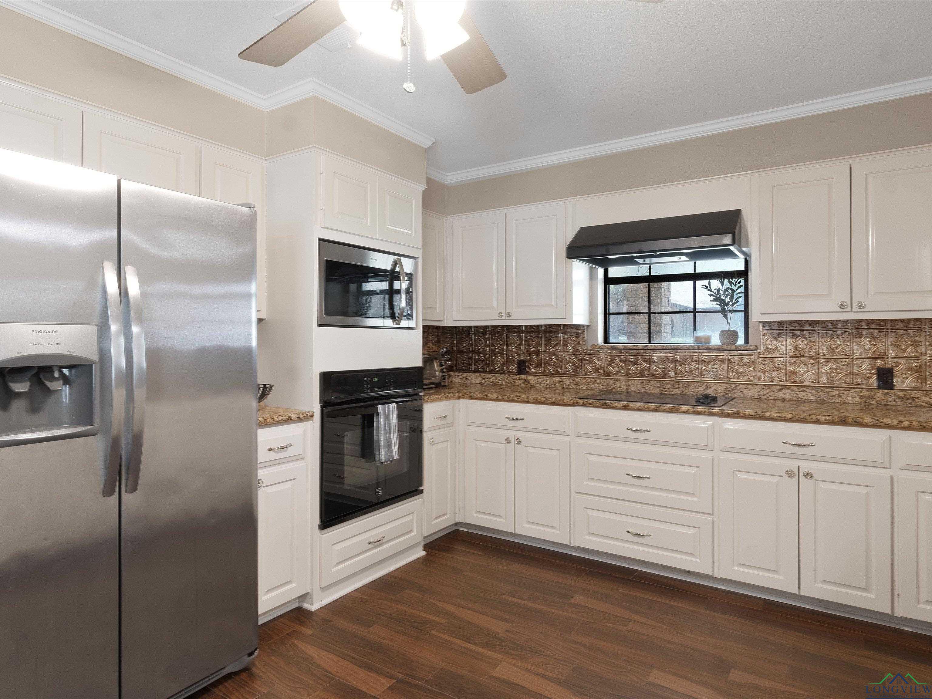 140 Hollybrook St, Gilmer, Texas image 19