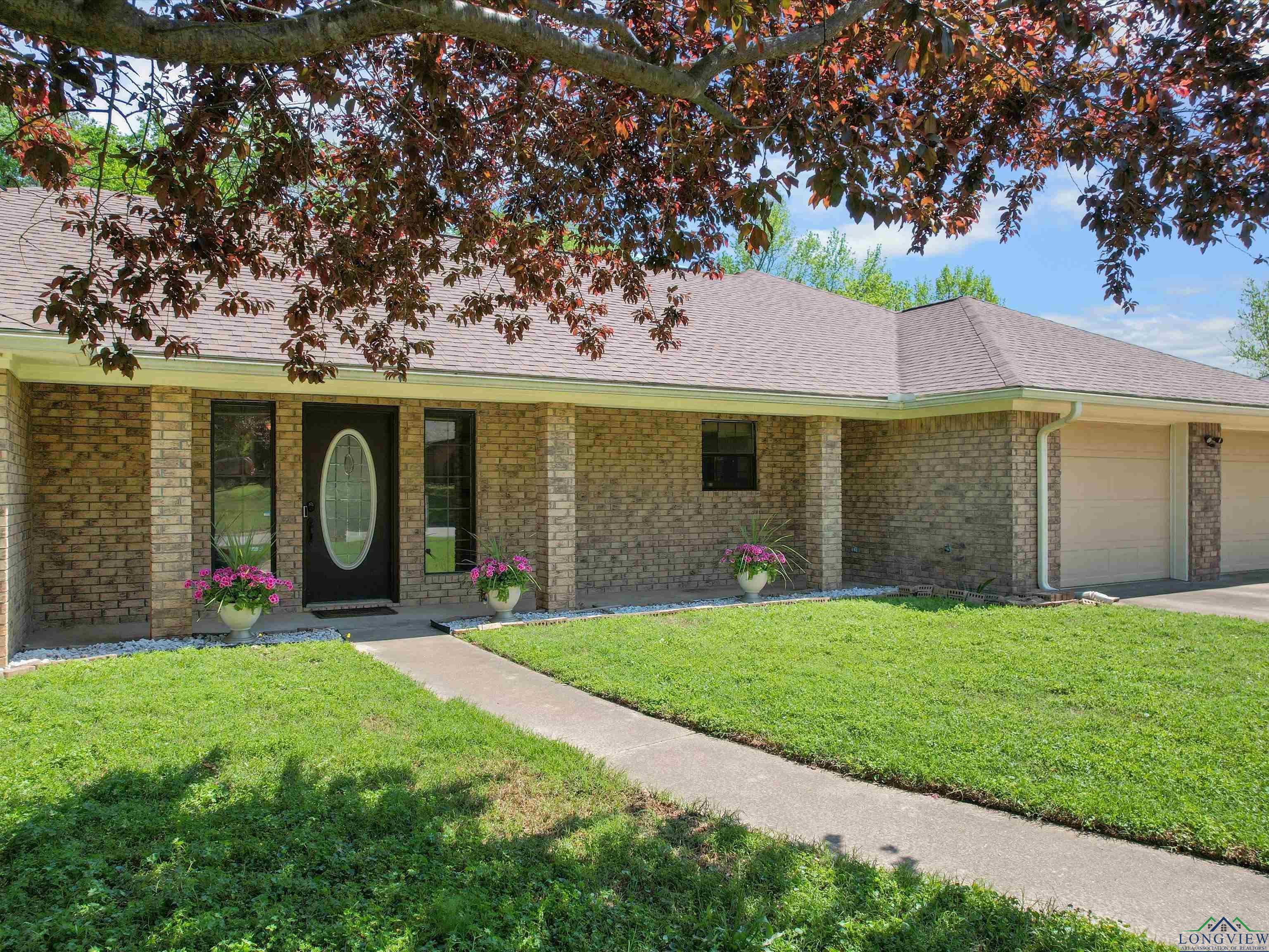 140 Hollybrook St, Gilmer, Texas image 9