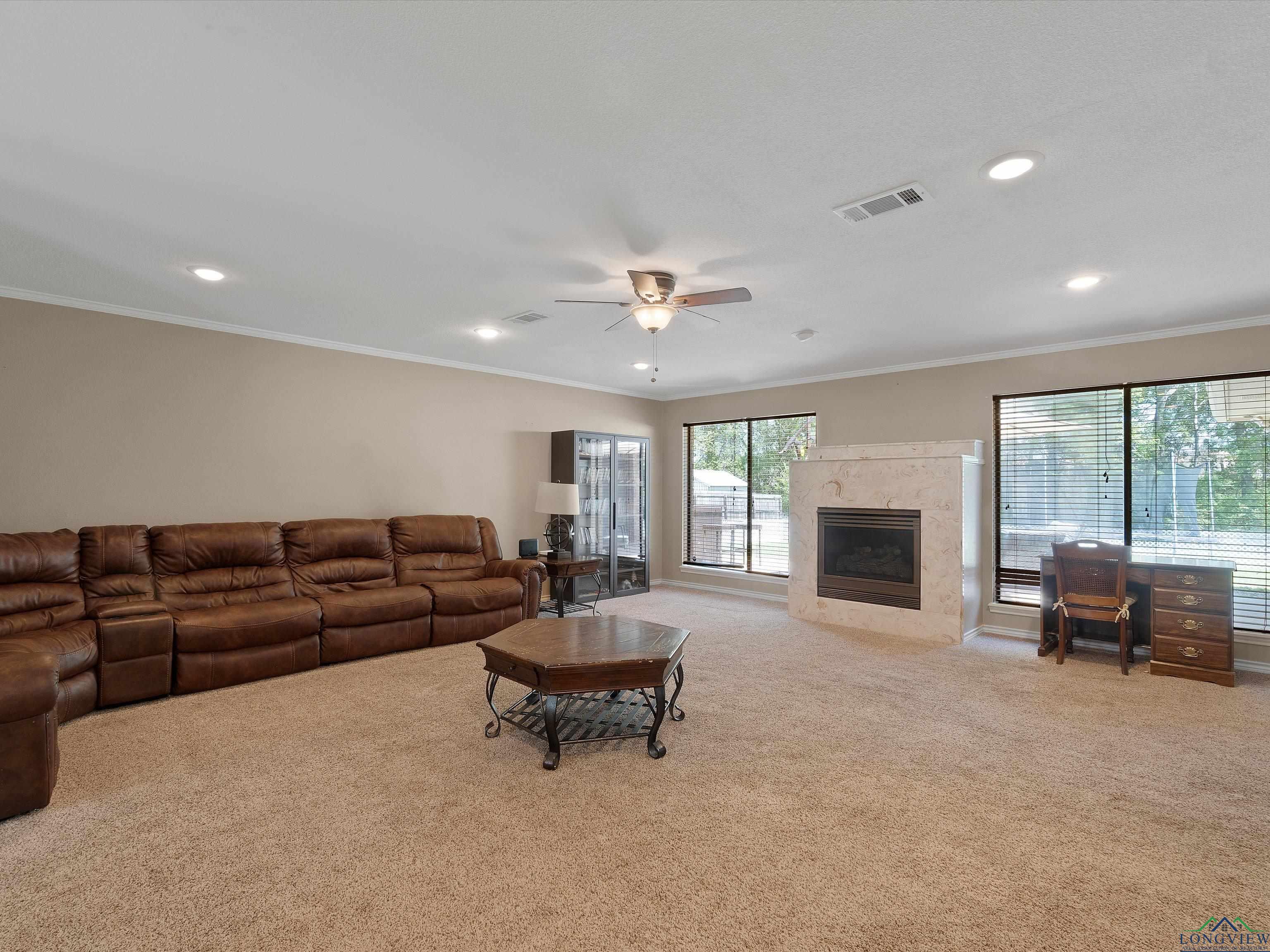 140 Hollybrook St, Gilmer, Texas image 12
