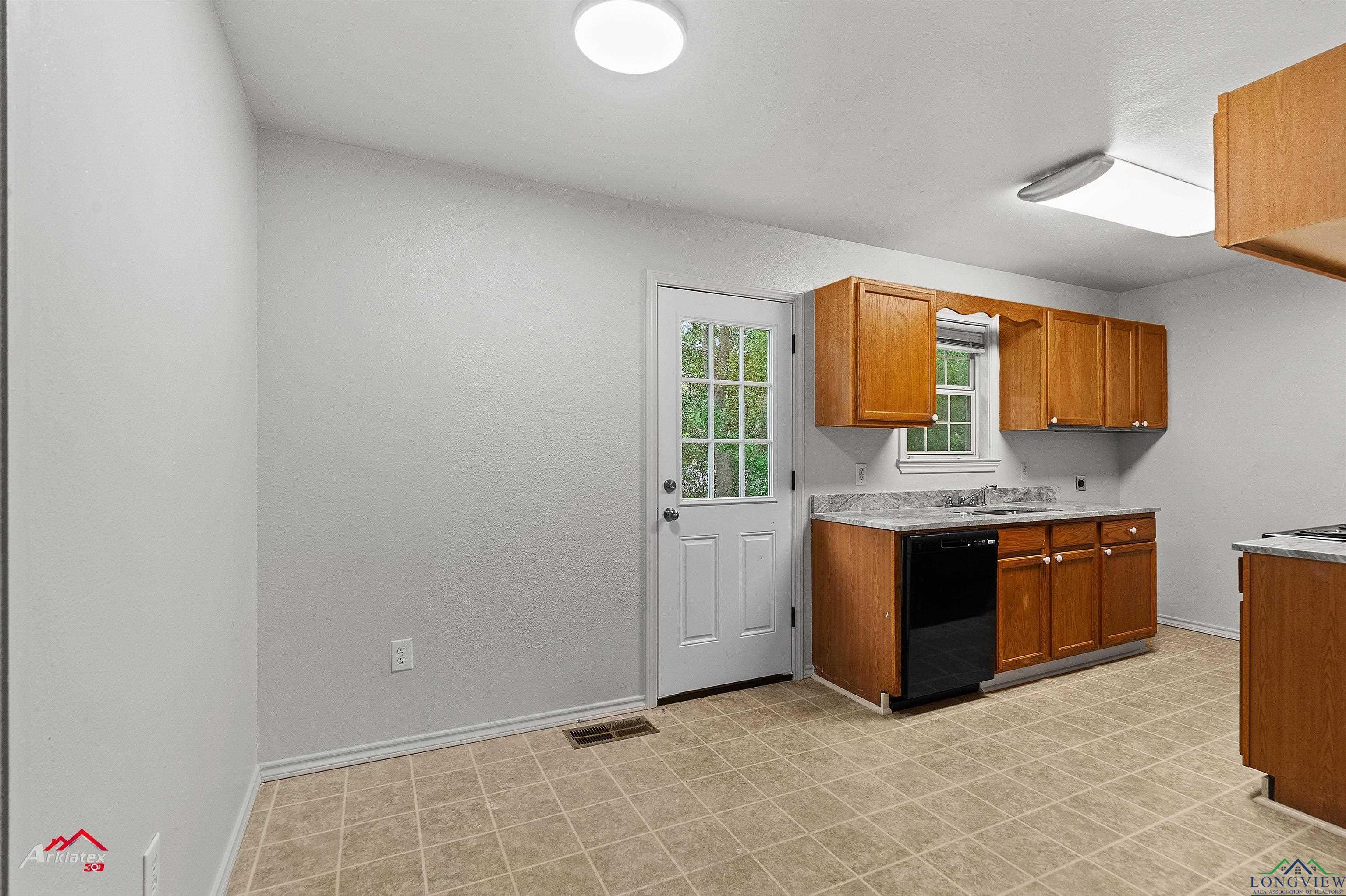 209 Norton Dr, Longview, Texas image 7