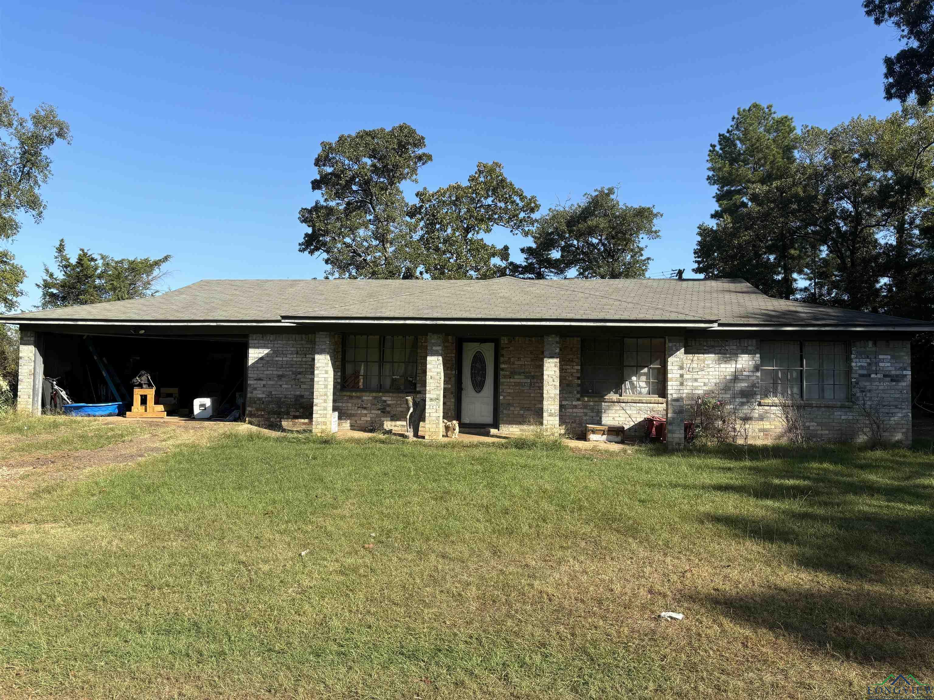 131 Linda St, Gladewater, Texas image 1