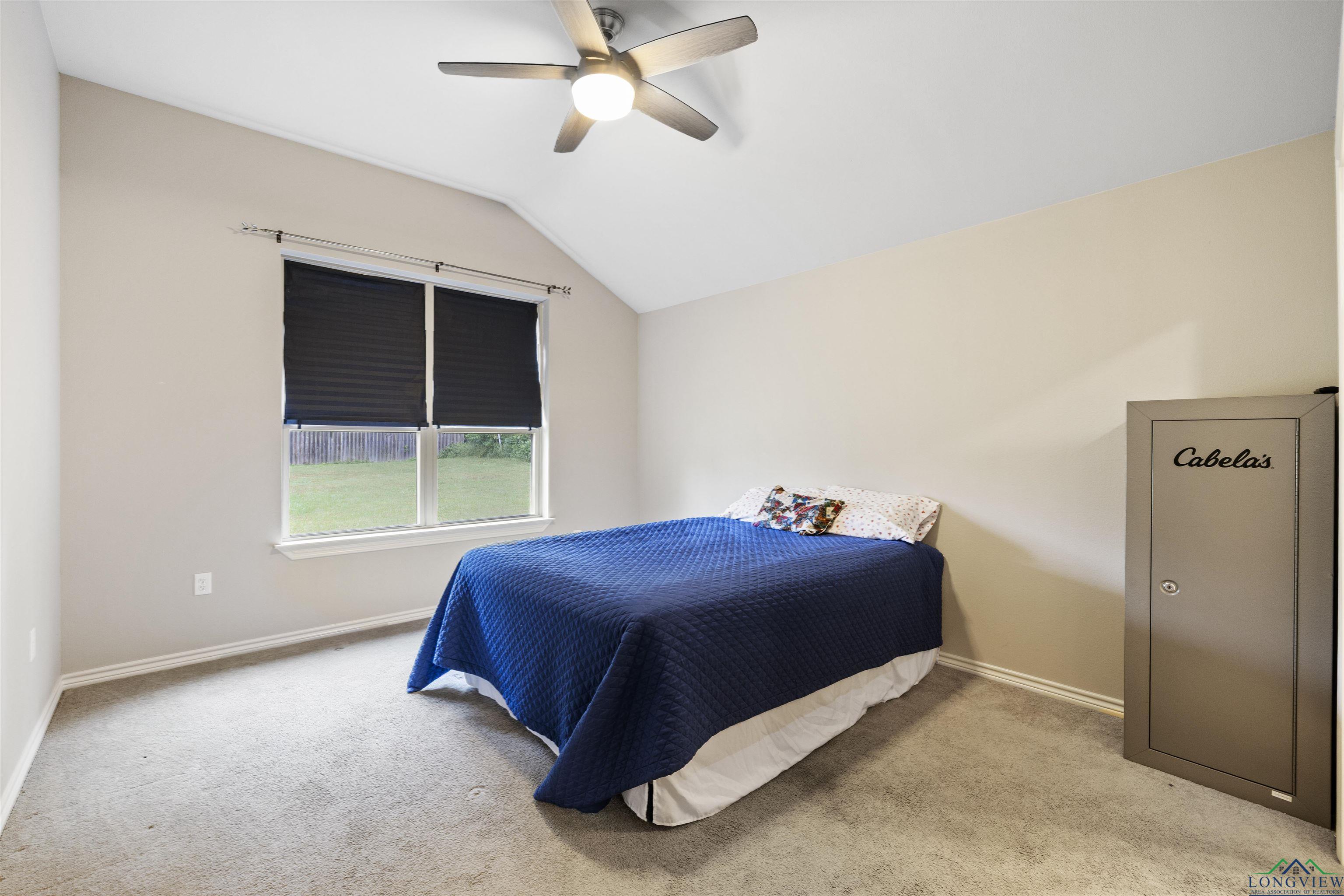 107 W Bingham Rd, White Oak, Texas image 16