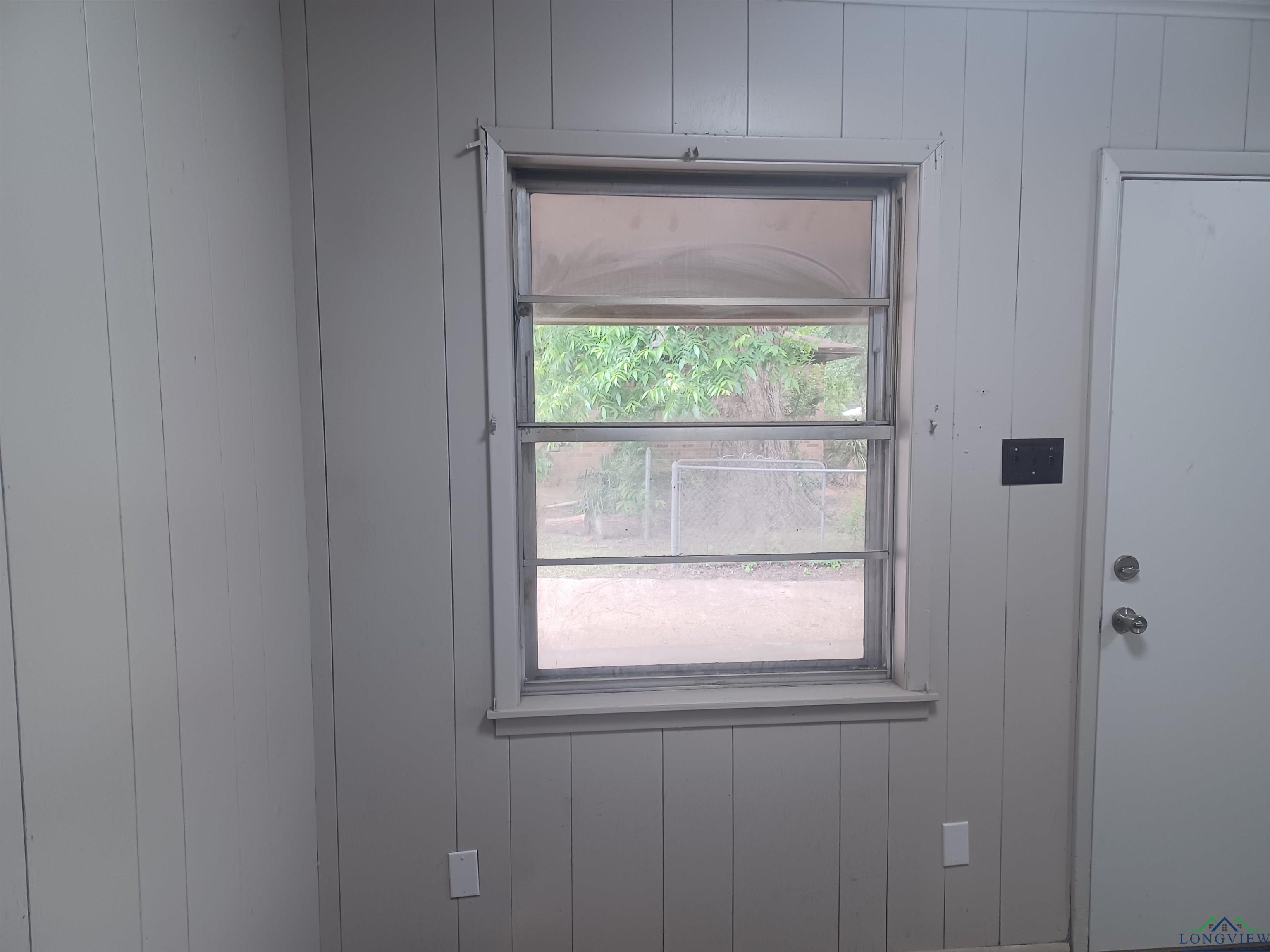 409 Boynton Street, Carthage, Texas image 3