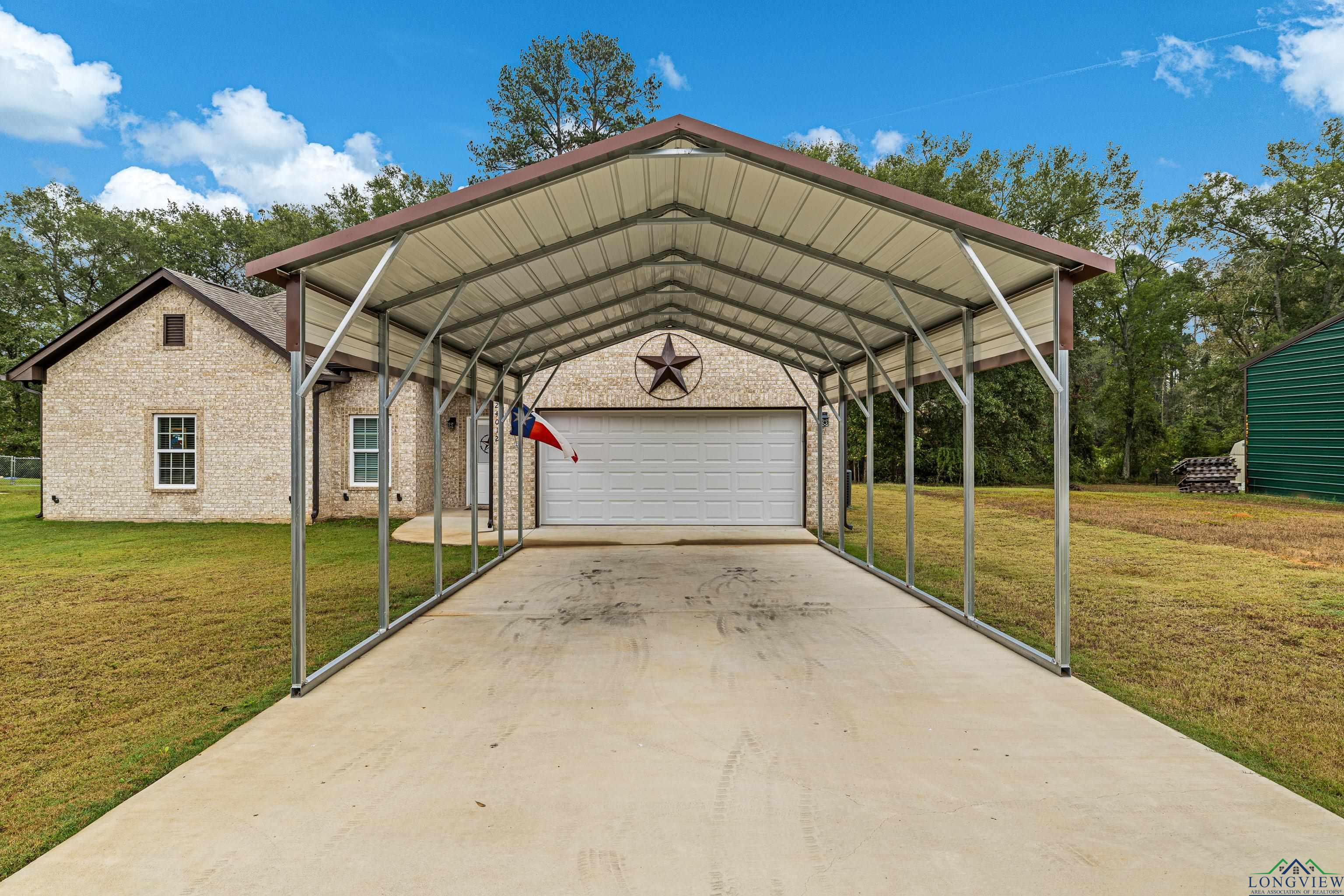 24012 Birdie Ln, Gladewater, Texas image 4