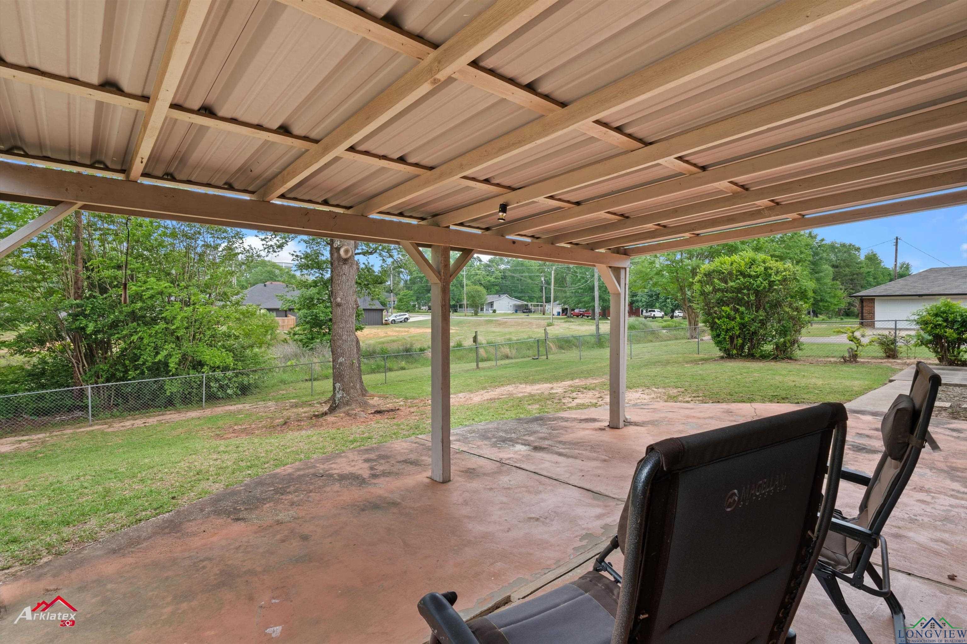 104 N Joann St, White Oak, Texas image 24