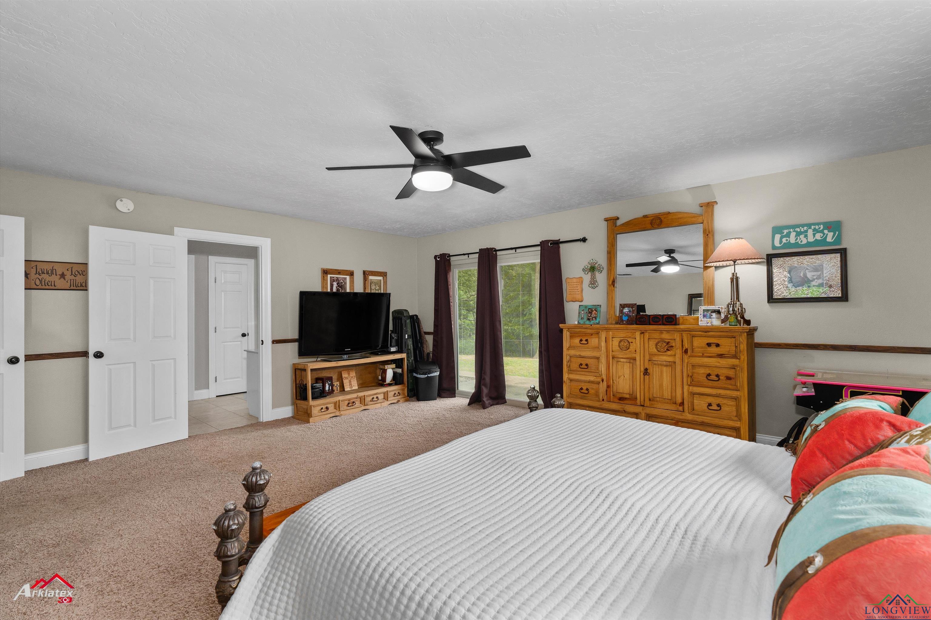 104 N Joann St, White Oak, Texas image 14