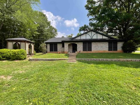 Homes For Sale - 228 Forest Lake<br/> Longview, TX 75605