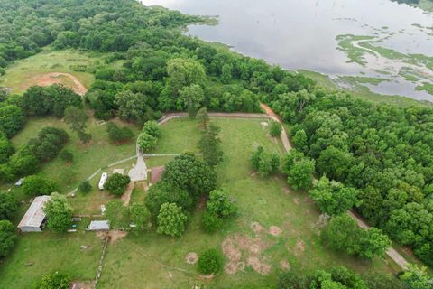 A home in Gilmer