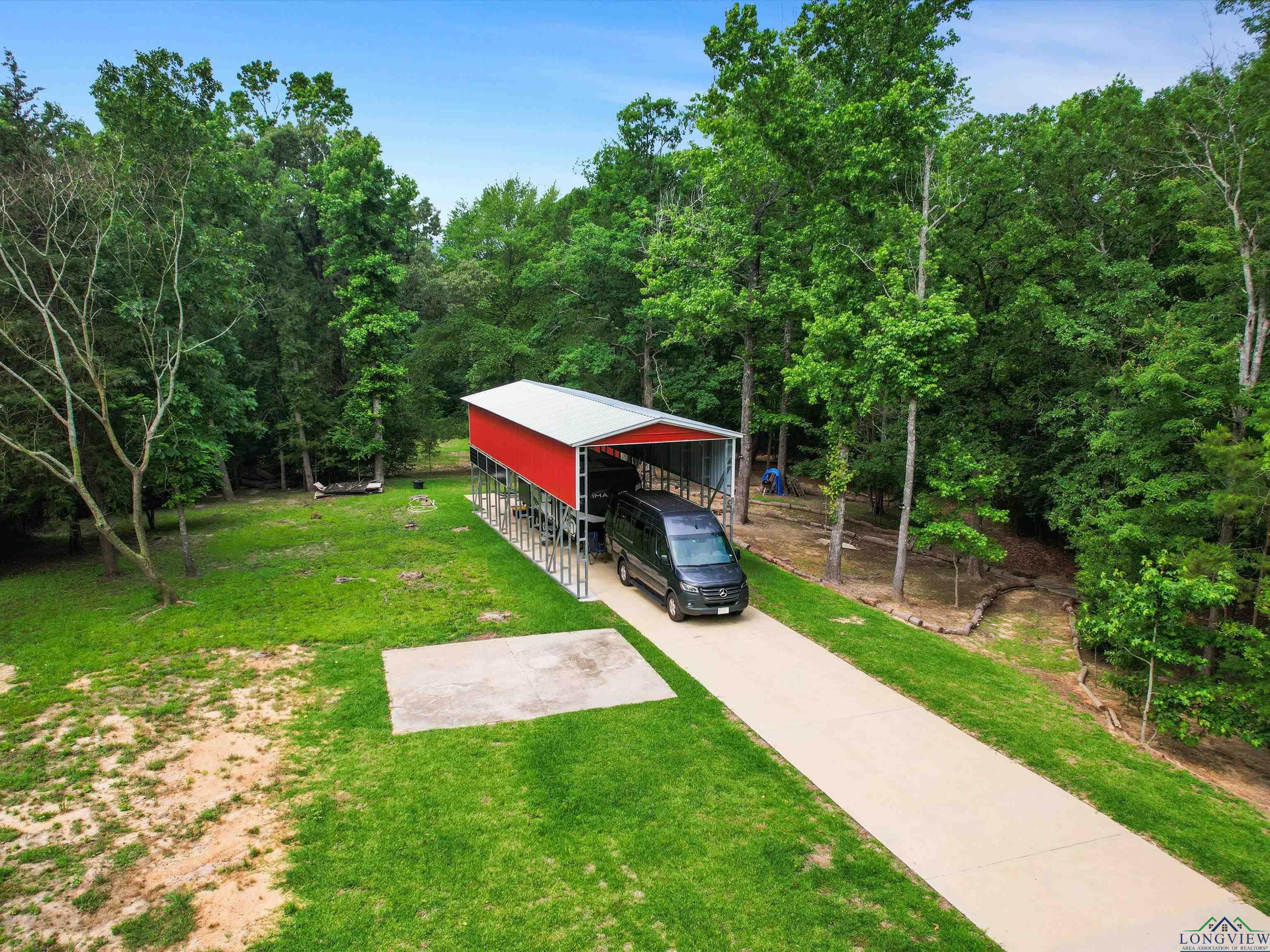 197 Beman Rd, Gladewater, Texas image 1