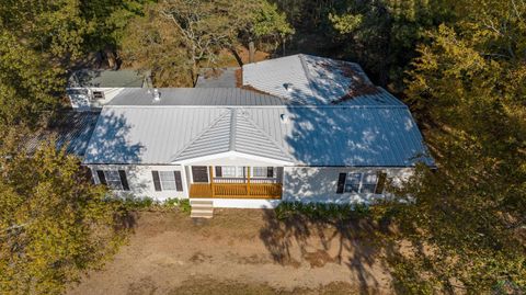 A home in Gilmer