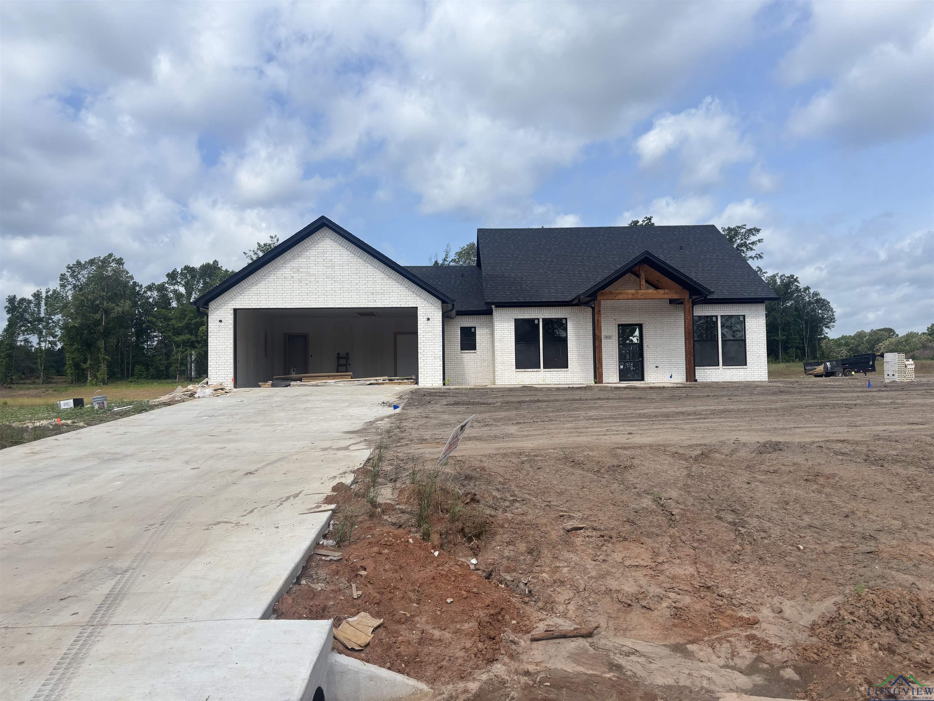 212 Big Oaks Rd, Kilgore, Texas image 1