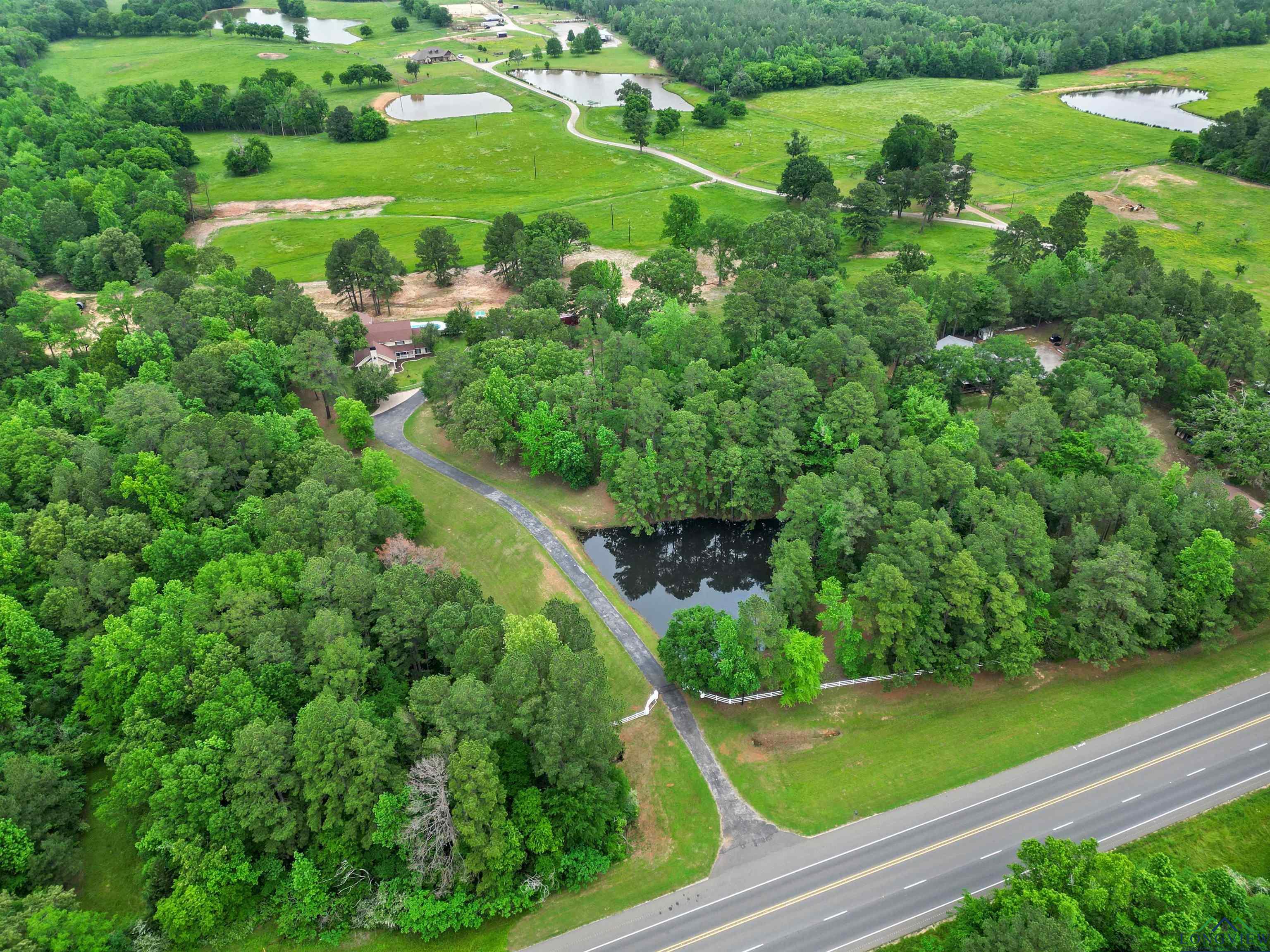 19413 E Us Hwy 79, Jacksonville, Texas image 2