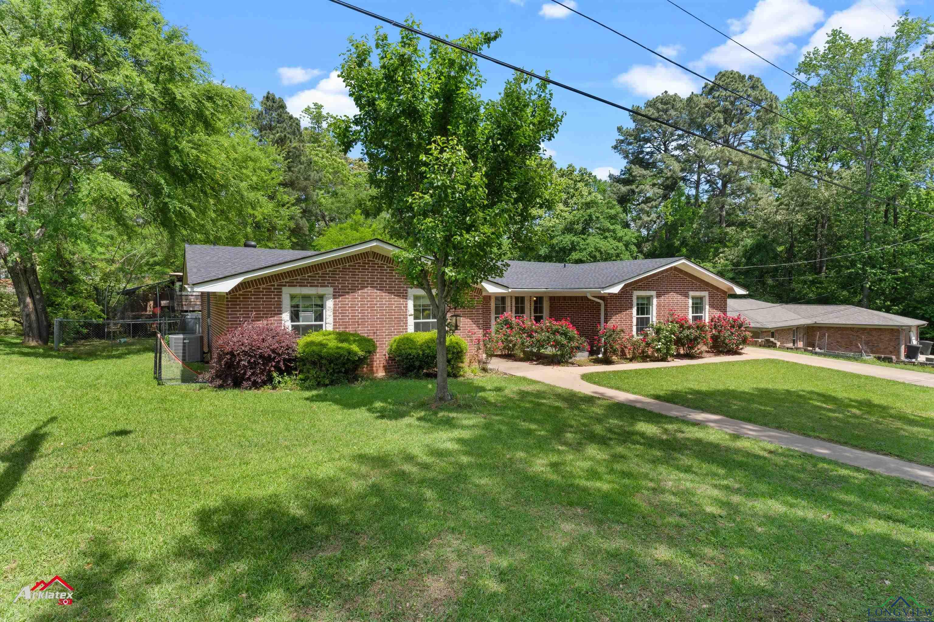 309 E Hillcrest Dr, White Oak, Texas image 6