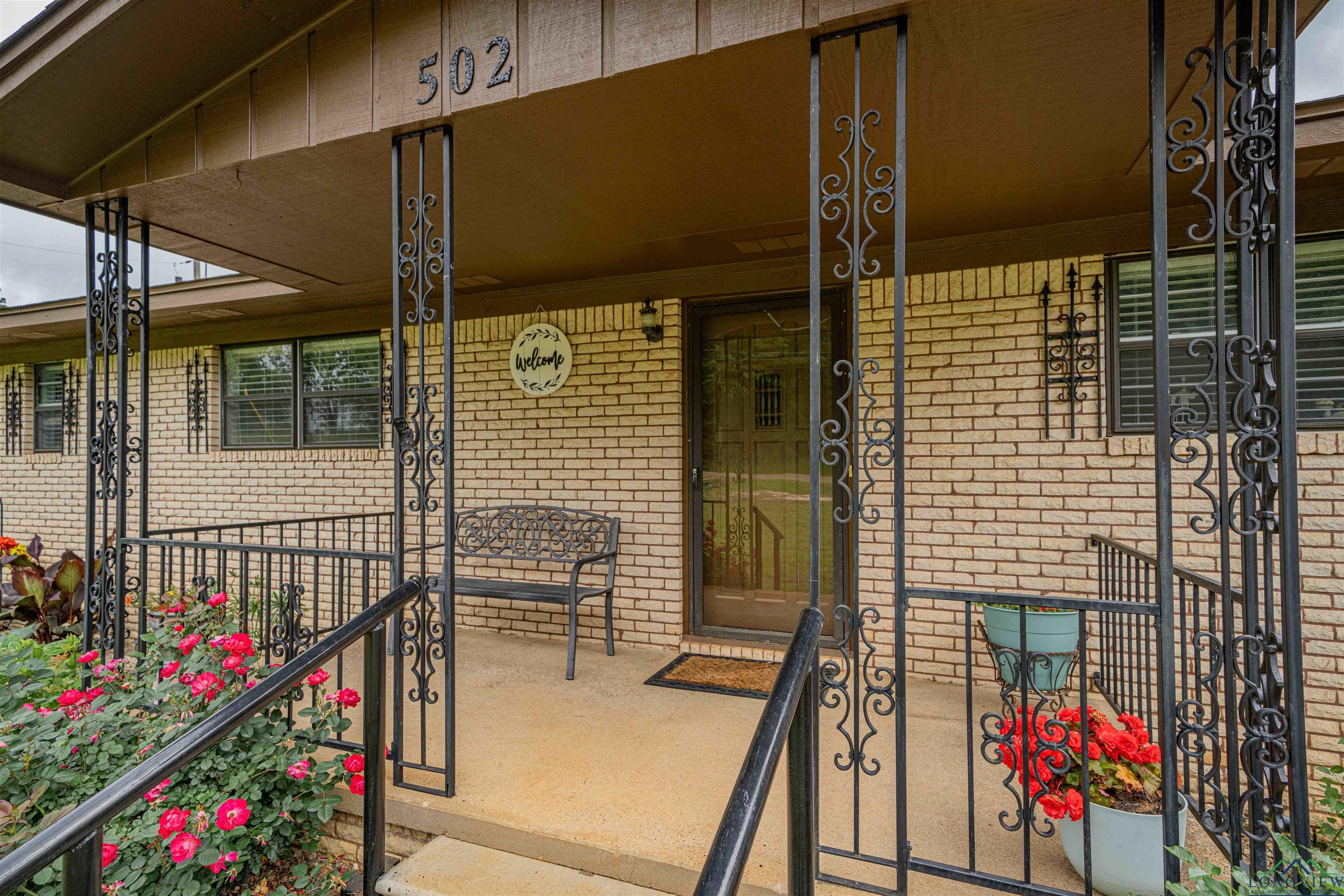 502 Hillcrest, Hughes Springs, Texas image 4
