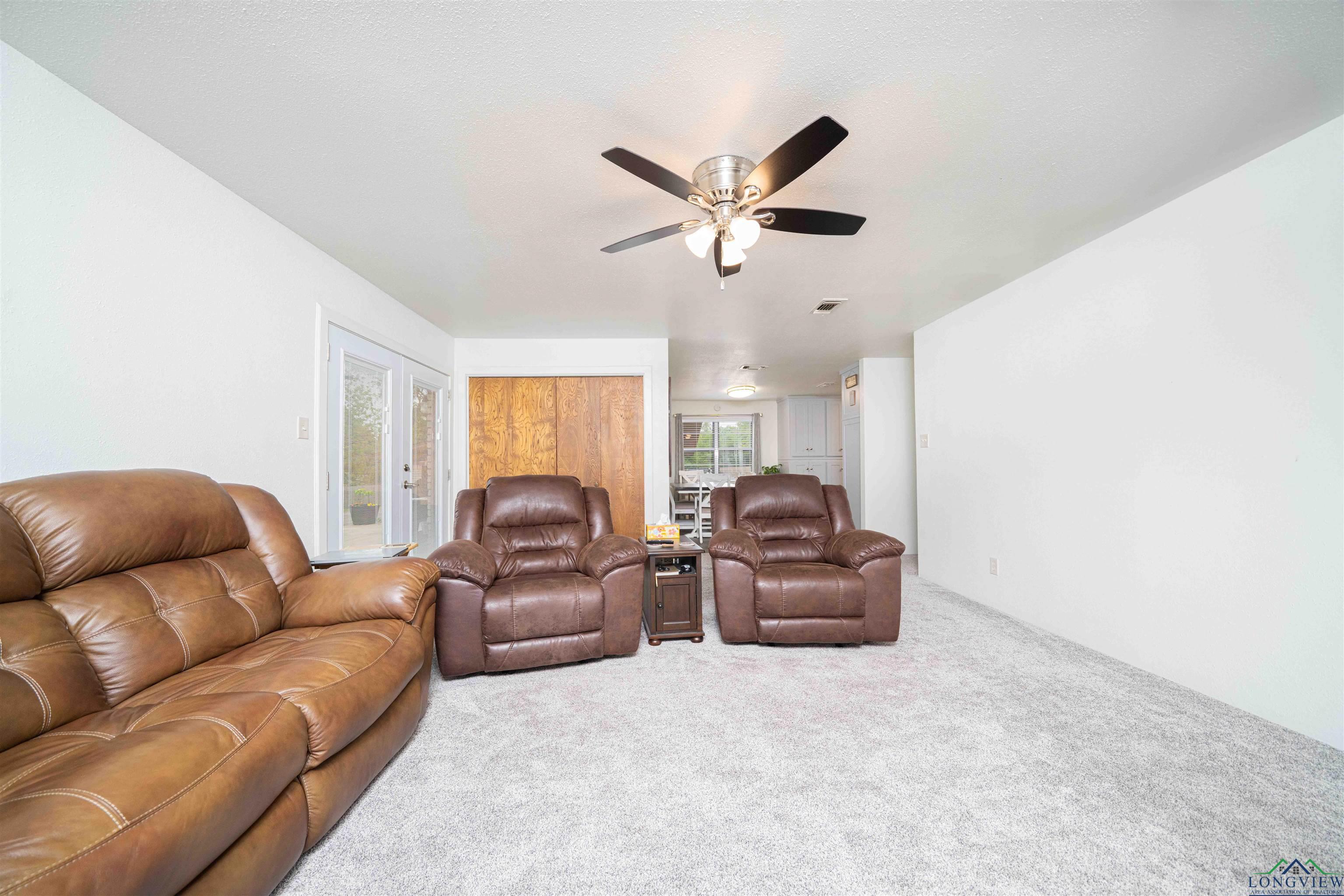 502 Hillcrest, Hughes Springs, Texas image 11