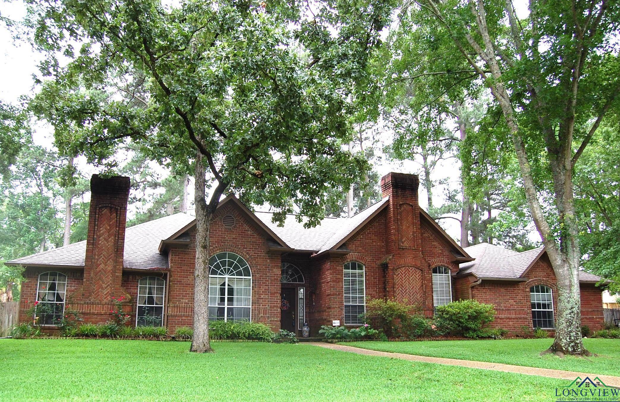 1683 Old Oak Drive, Tyler, Texas image 1