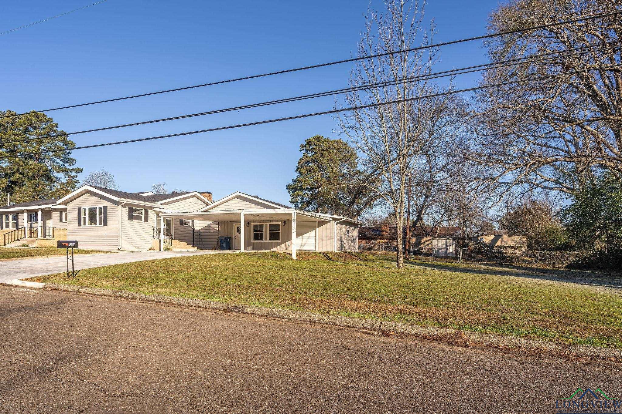 2210 E Harold St, Gladewater, Texas image 5