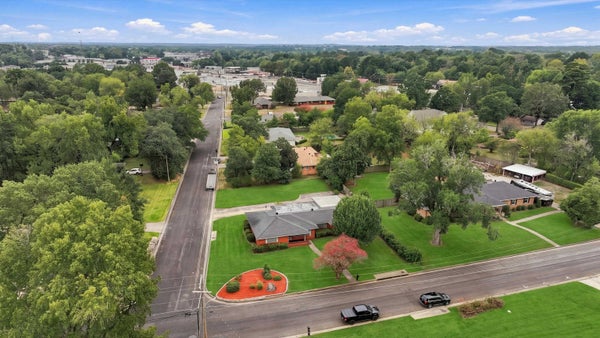 600 WOODCREST LN, LONGVIEW, TX 75601 - Image 9b3ee71f75c6113929dbc07b5eb17b25/3949010919