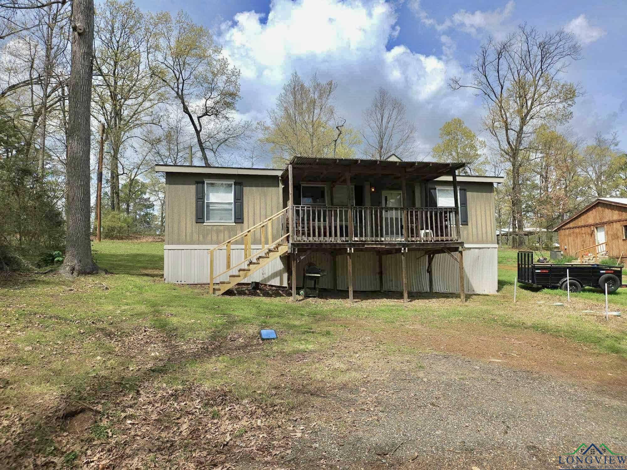 679 Fawn Ln, Avinger, Texas image 1