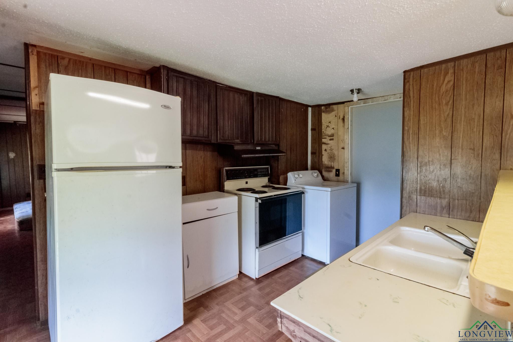 326 Balboa Dr, Jefferson, Texas image 5
