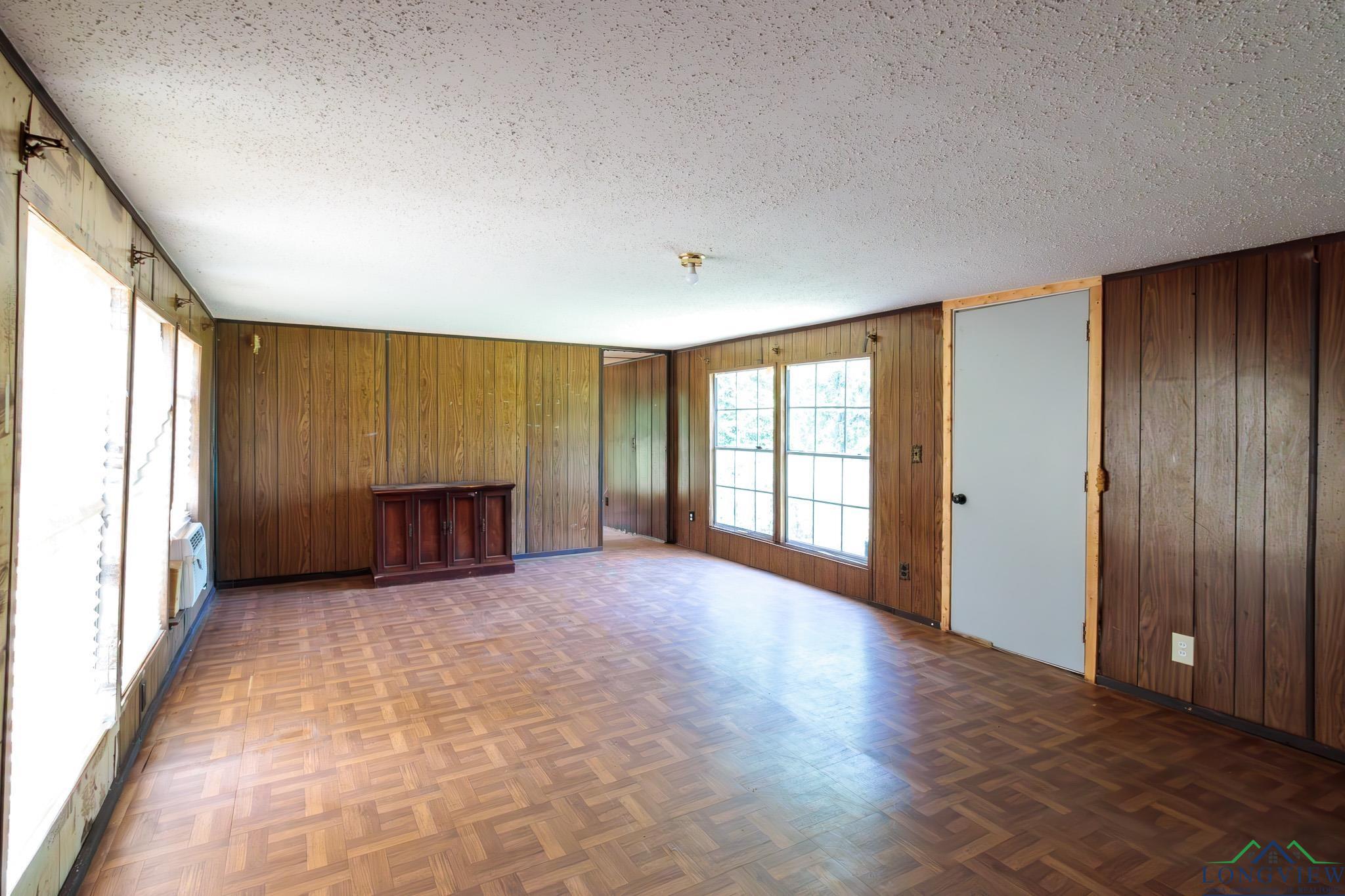 326 Balboa Dr, Jefferson, Texas image 8