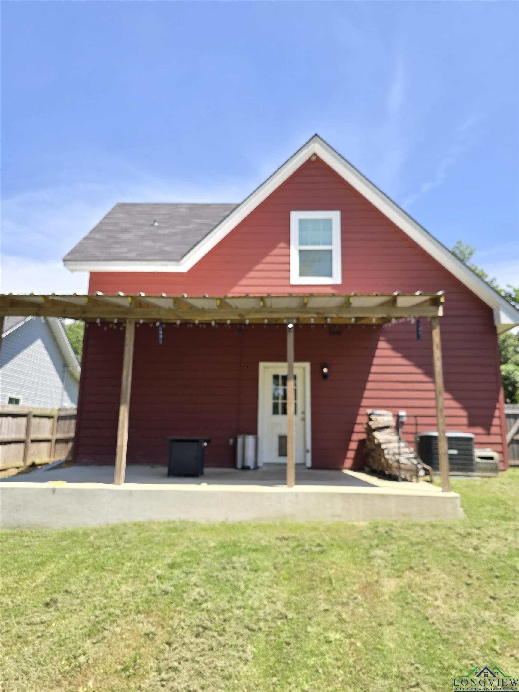 203 W Gay Ave, Gladewater, Texas image 23