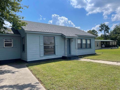 Homes For Sale - 505 Comer St<br/> Carthage, TX 75633