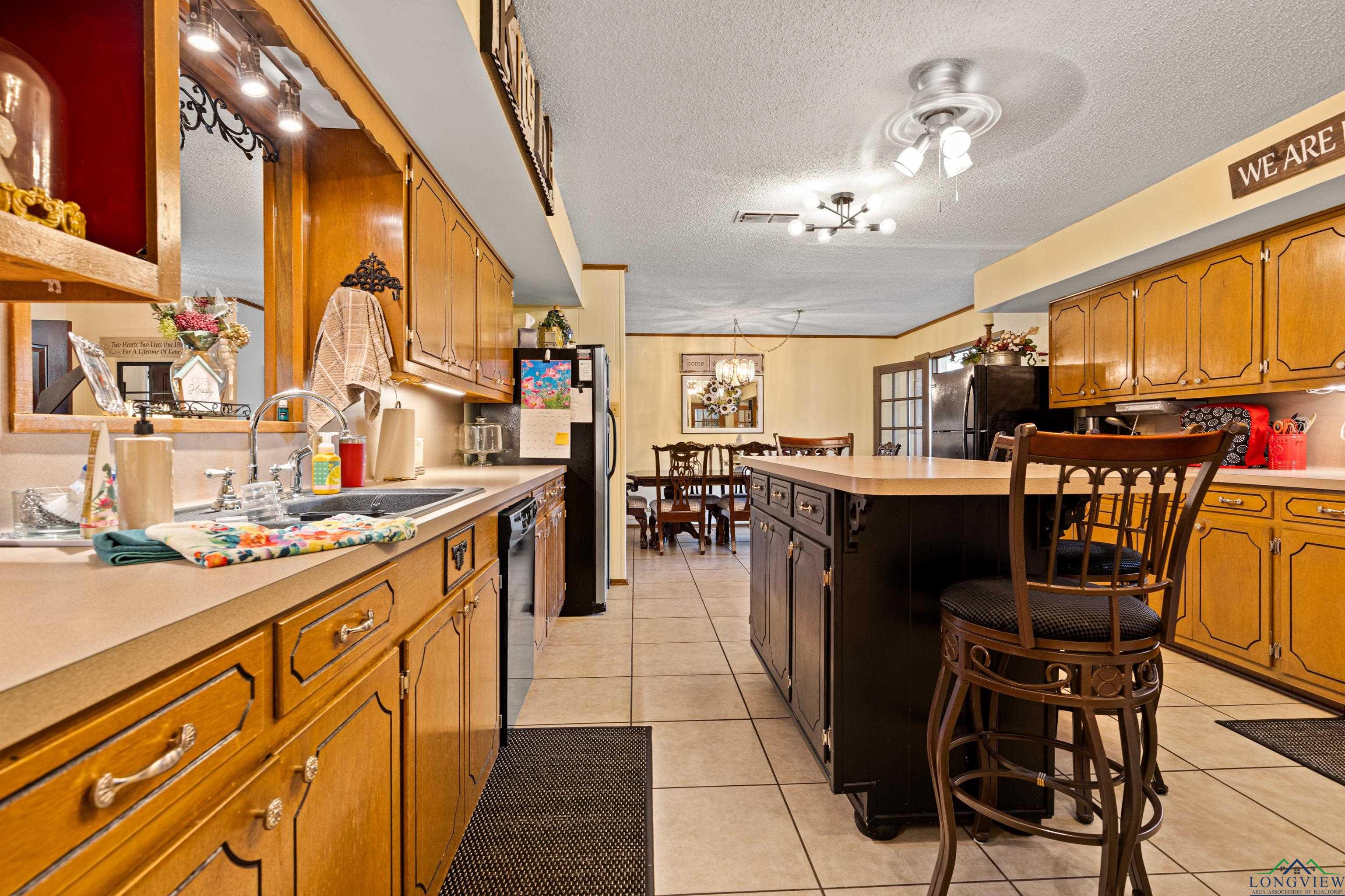 502 Tom Eubanks Rd, Gladewater, Texas image 17