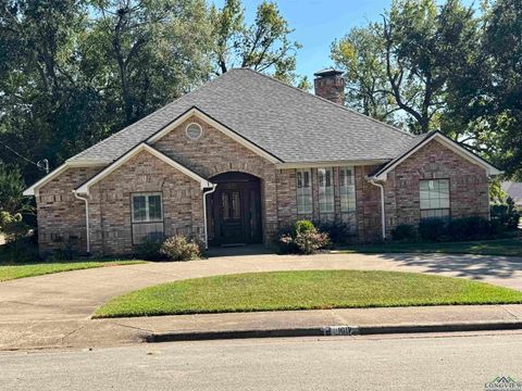 Homes For Sale - 1617 Mcallen St<br/> Rusk County, Henderson, TX 75654