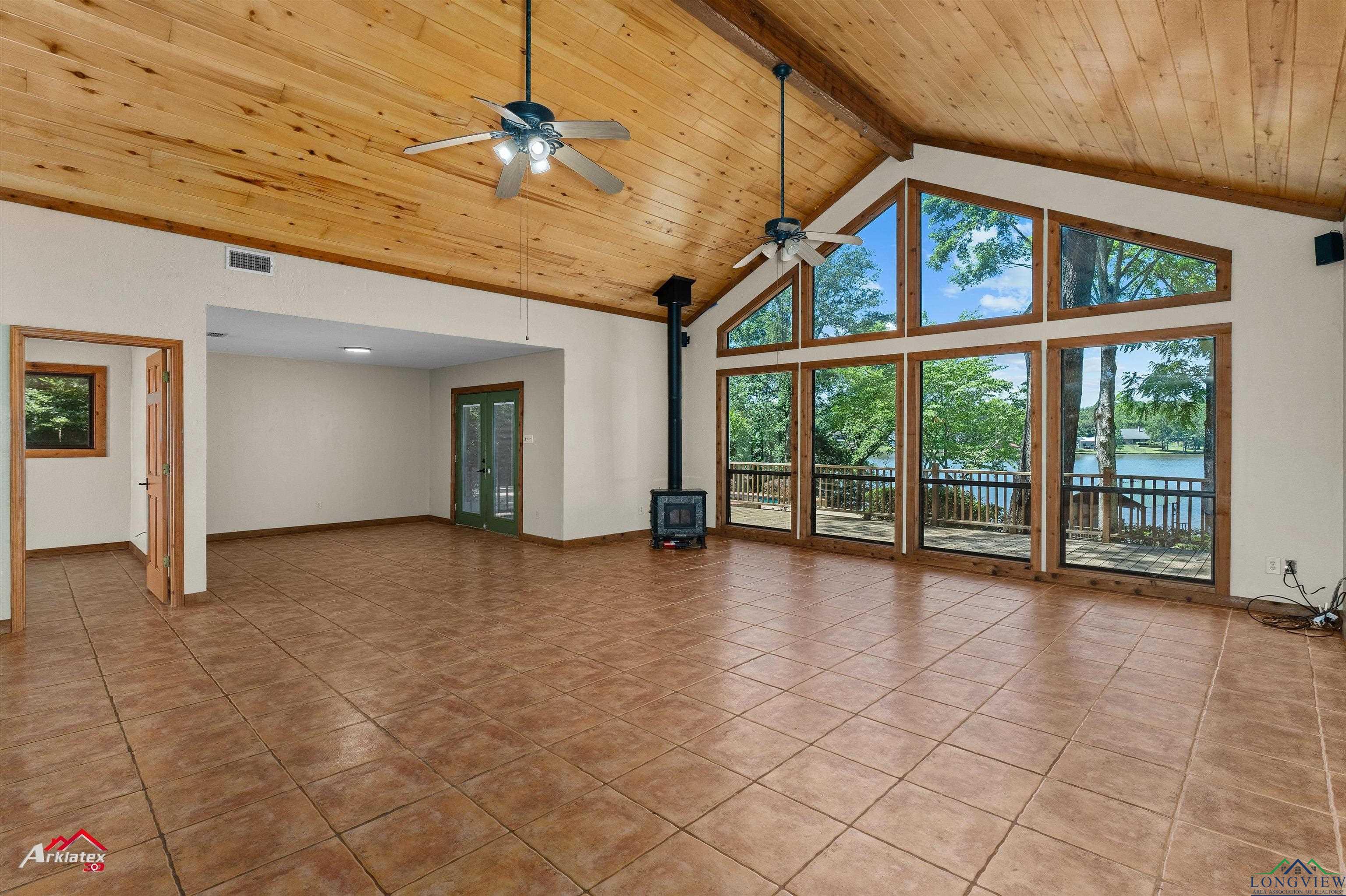 1024 Shadowood Dr, Marshall, Texas image 5