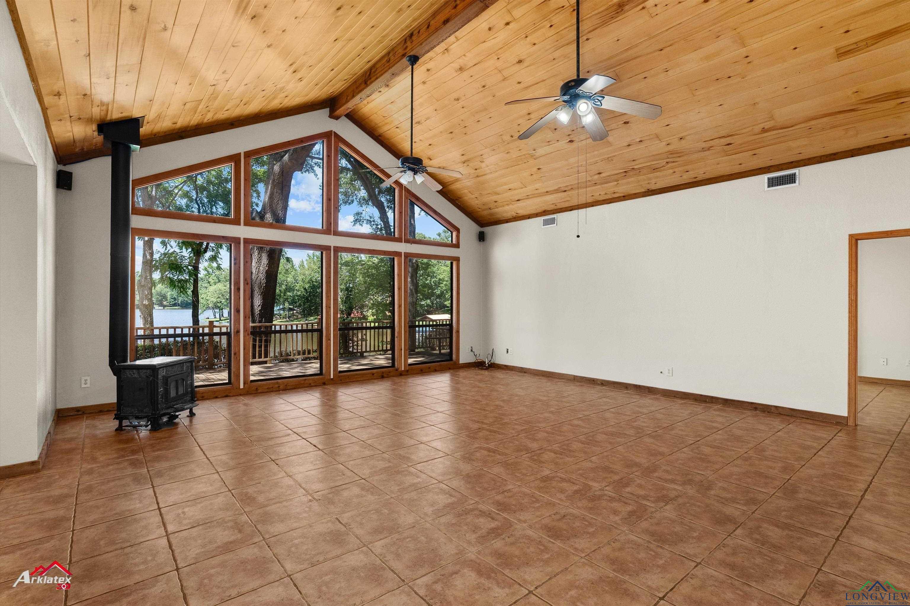 1024 Shadowood Dr, Marshall, Texas image 6