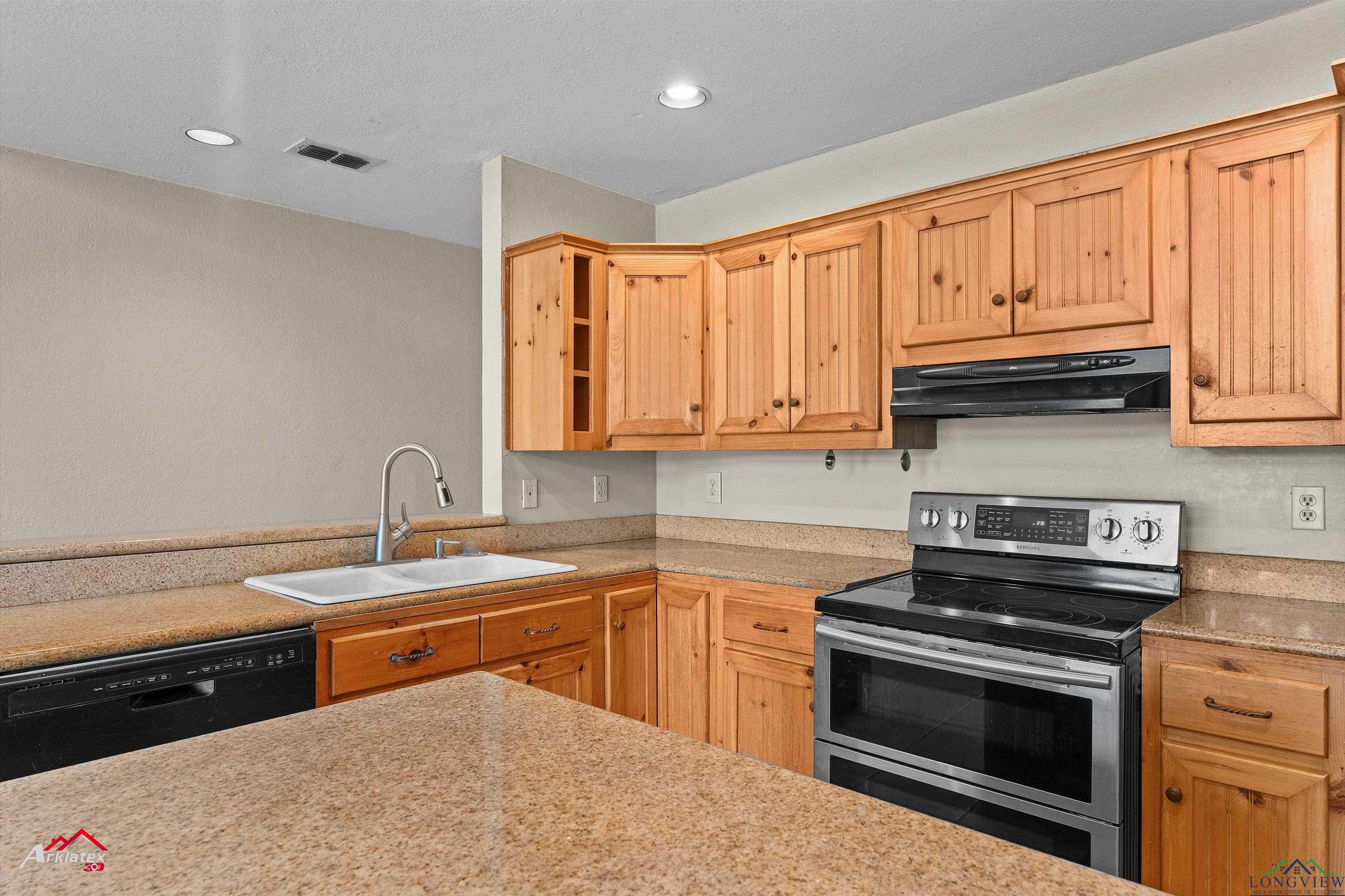 1024 Shadowood Dr, Marshall, Texas image 49