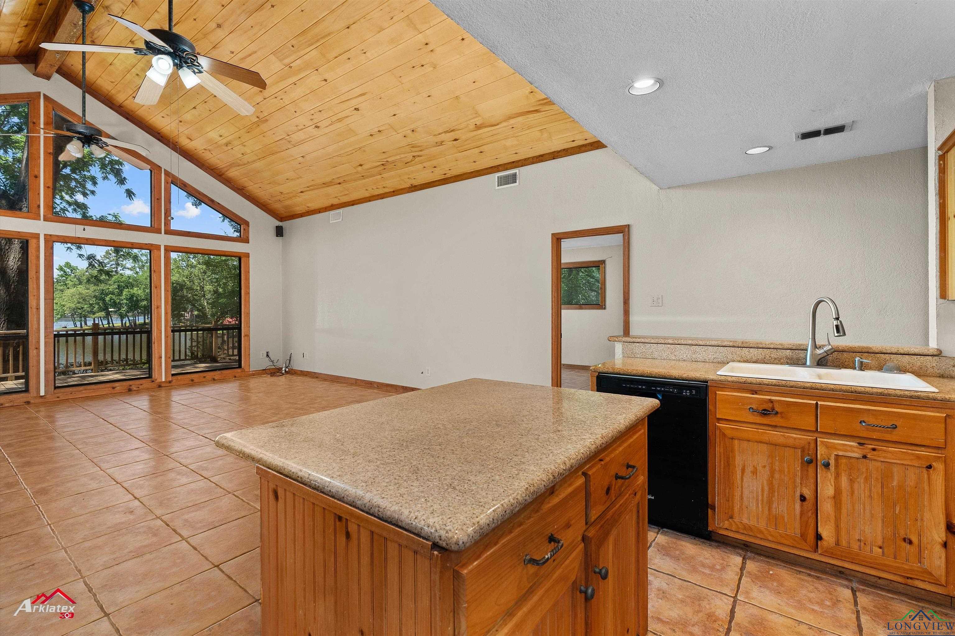 1024 Shadowood Dr, Marshall, Texas image 14