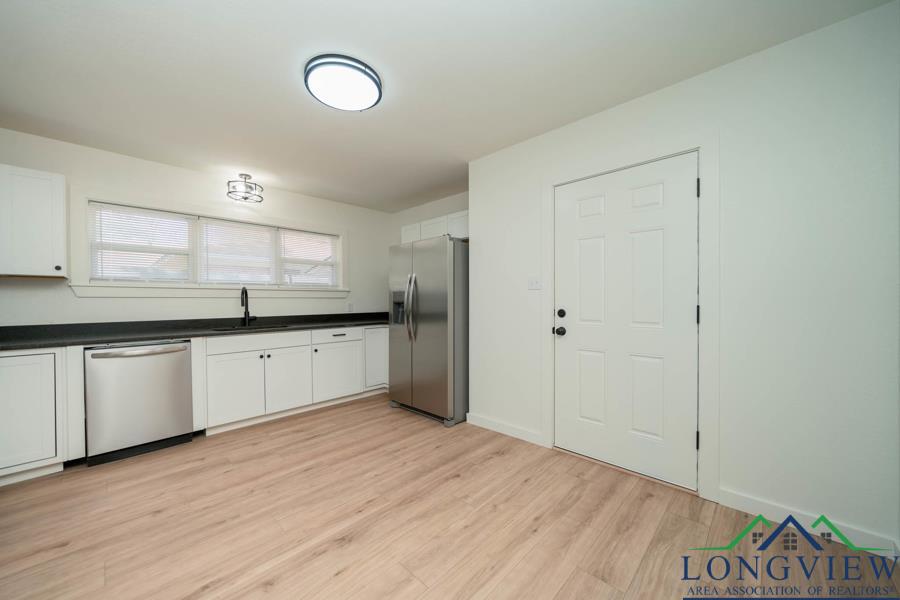 400 W Douglas, Jefferson, Texas image 34