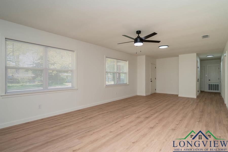 400 W Douglas, Jefferson, Texas image 17