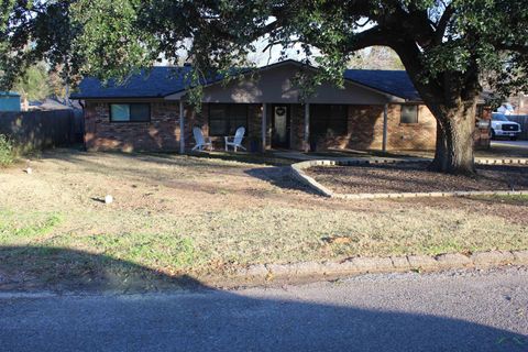 A home in White Oak