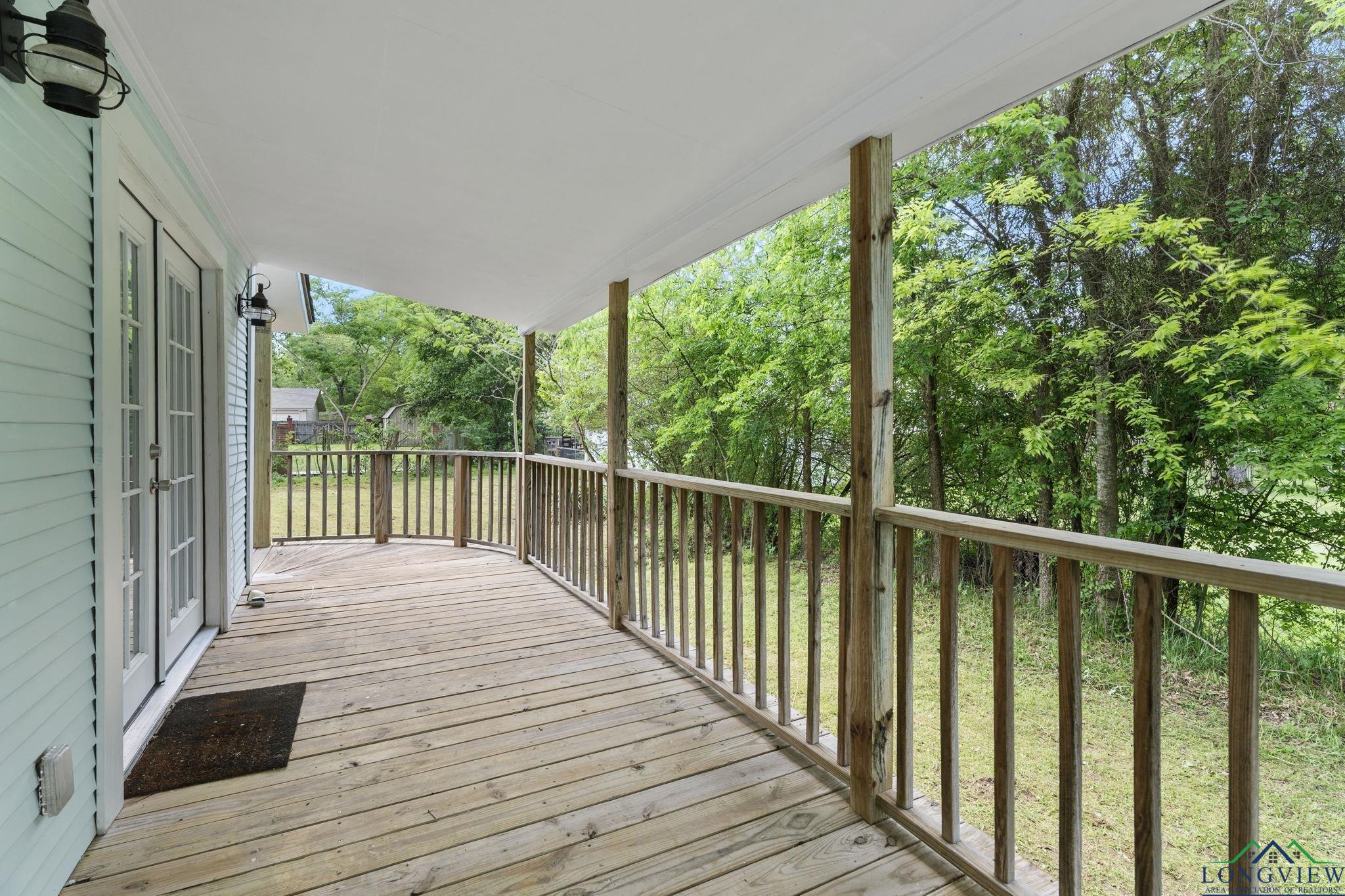 1009 N Pacific St, Mineola, Texas image 34