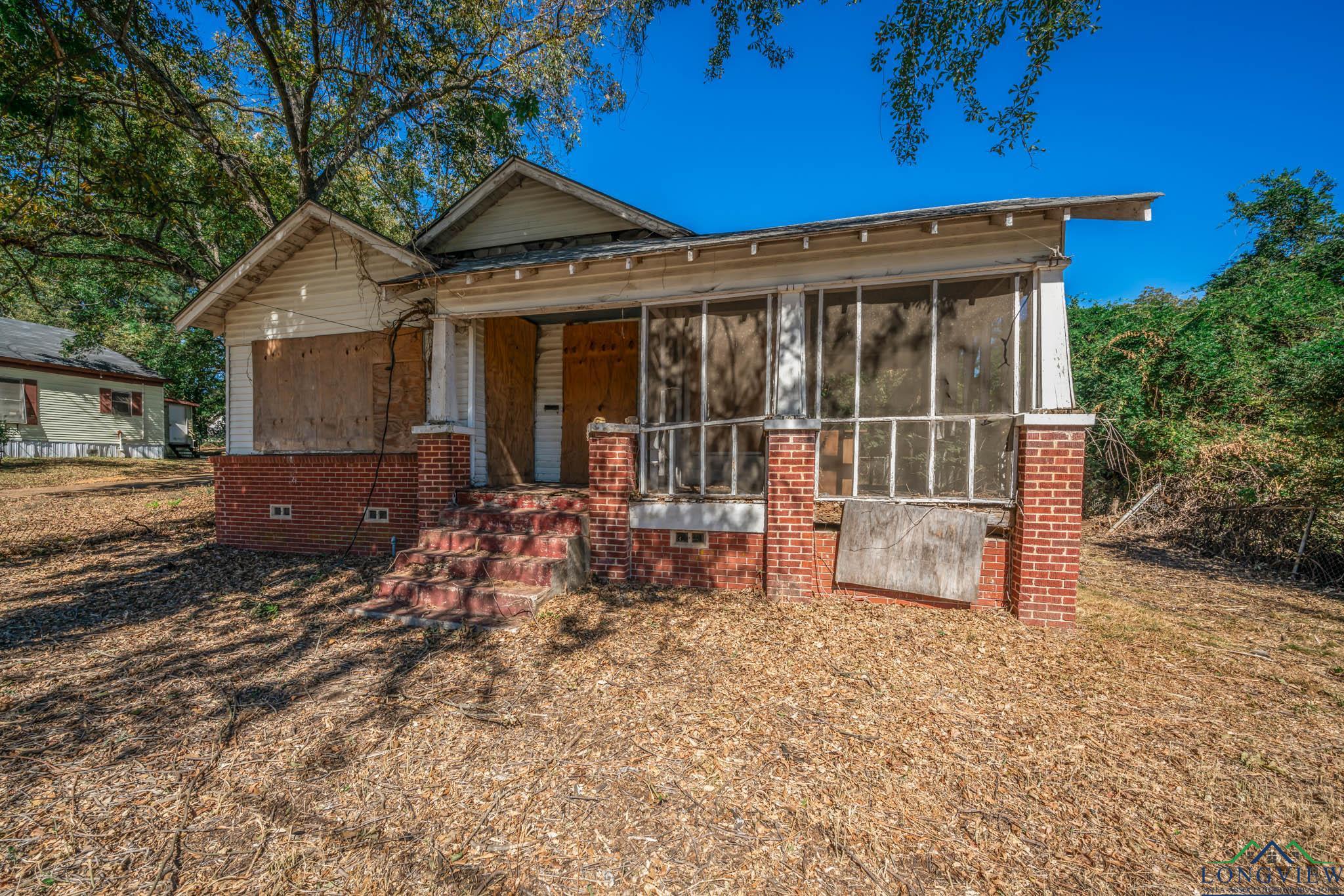 1103 Alvin Street, Marshall, Texas image 6