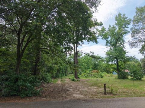 Vacant Land For Sale - 1075 Lee Island Road<br/> Marshall, TX 75670