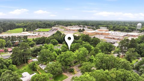 Homes For Sale - 210 E Center St<br/> Gregg County, White Oak, TX 75693