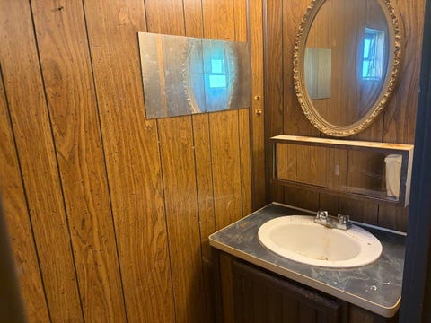 Mobile Home For Sale - 326 Balboa Drive<br/> Marion County, Jefferson, TX 75657