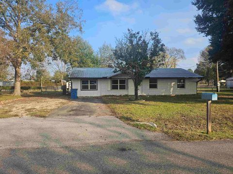 Homes For Sale - 109 Tomie St<br/> Wood County, Quitman, TX 75783