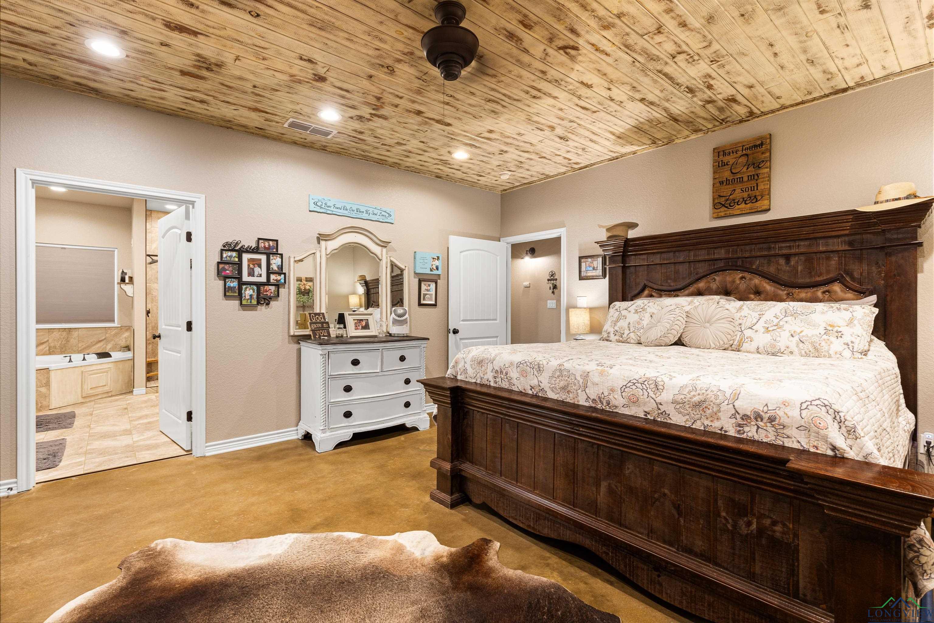 10586 Petunia Rd, Ore City, Texas image 20