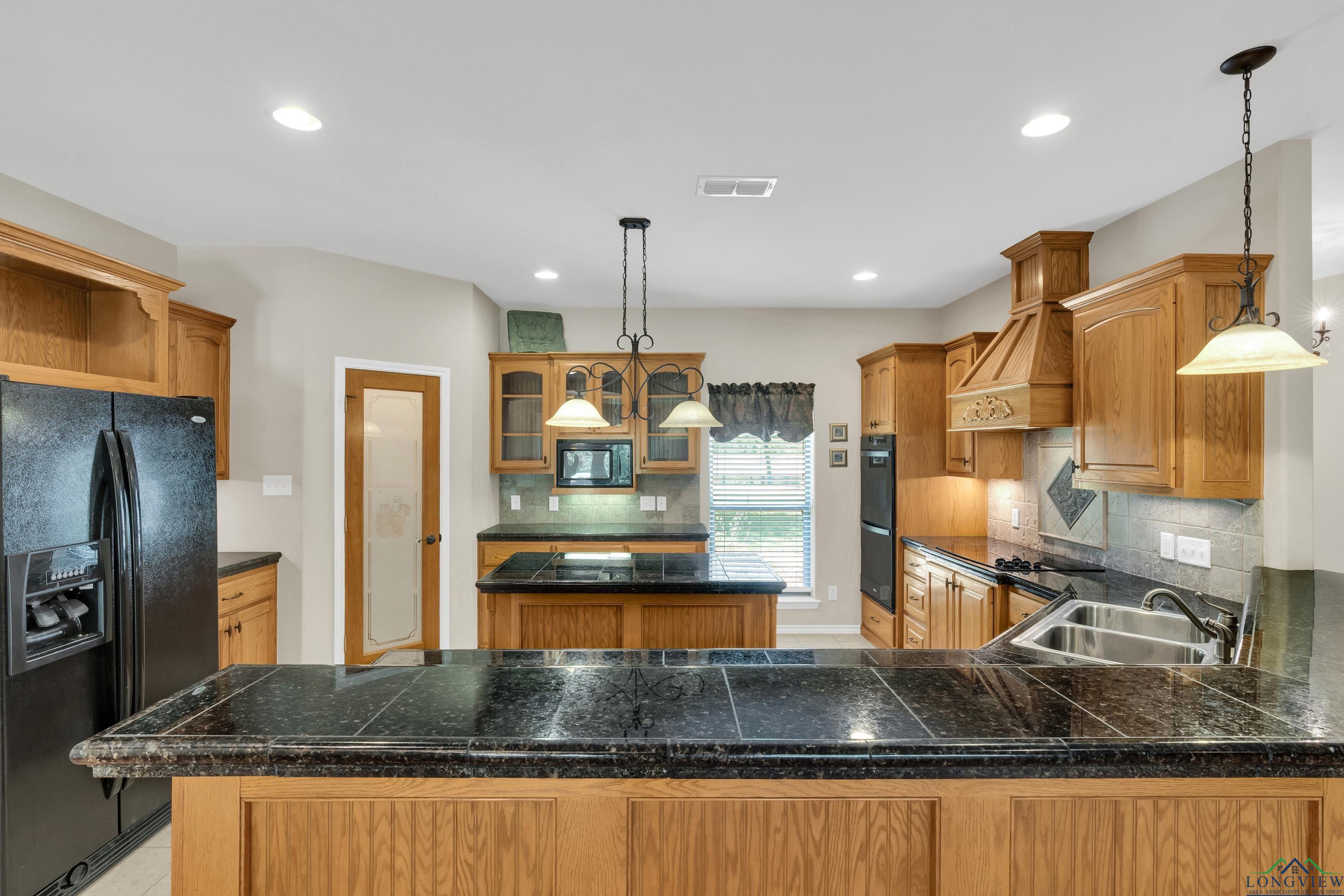 534 Plum Creek Rd, Longview, Texas image 13