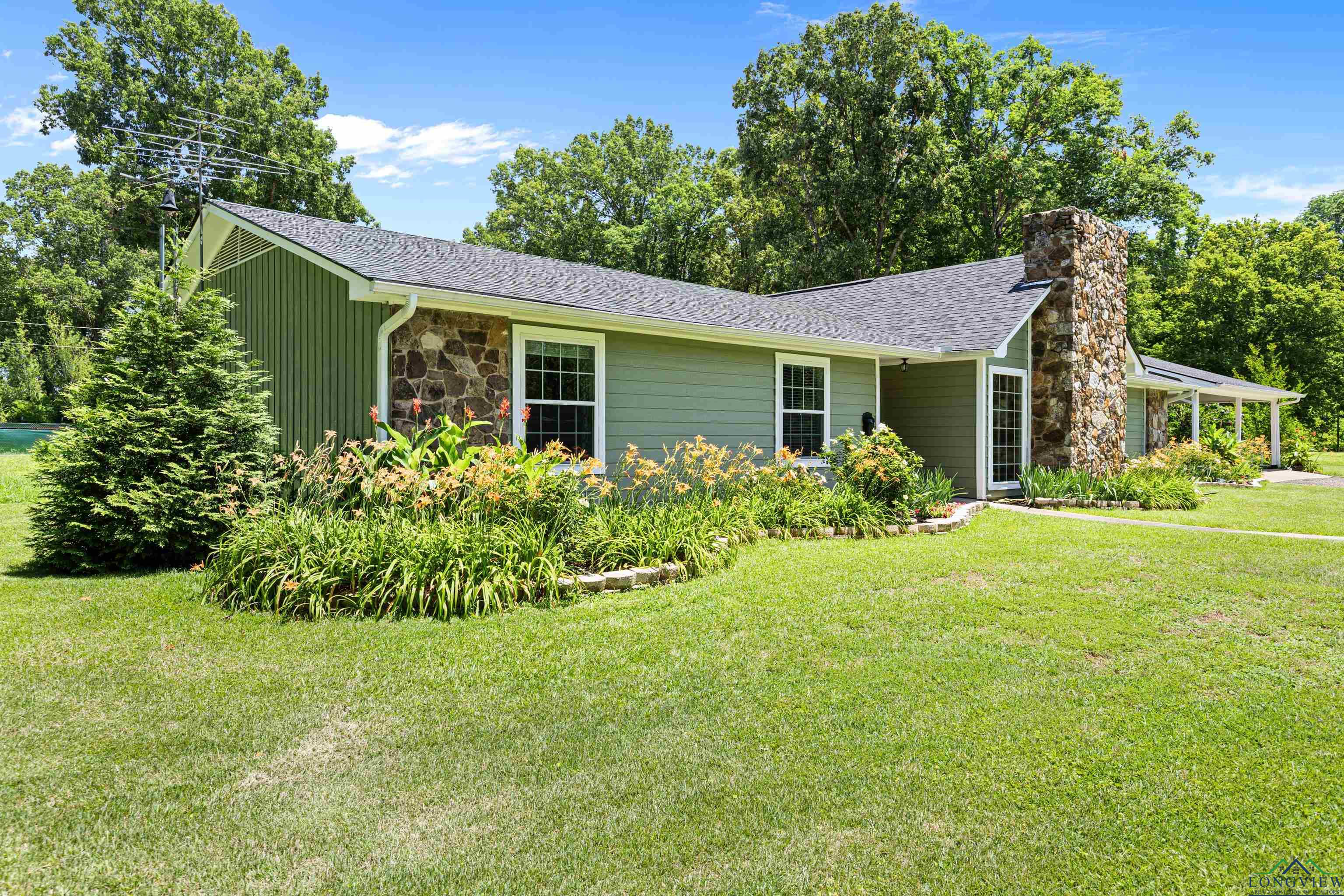 325 County Road 1081, Carthage, Texas image 42