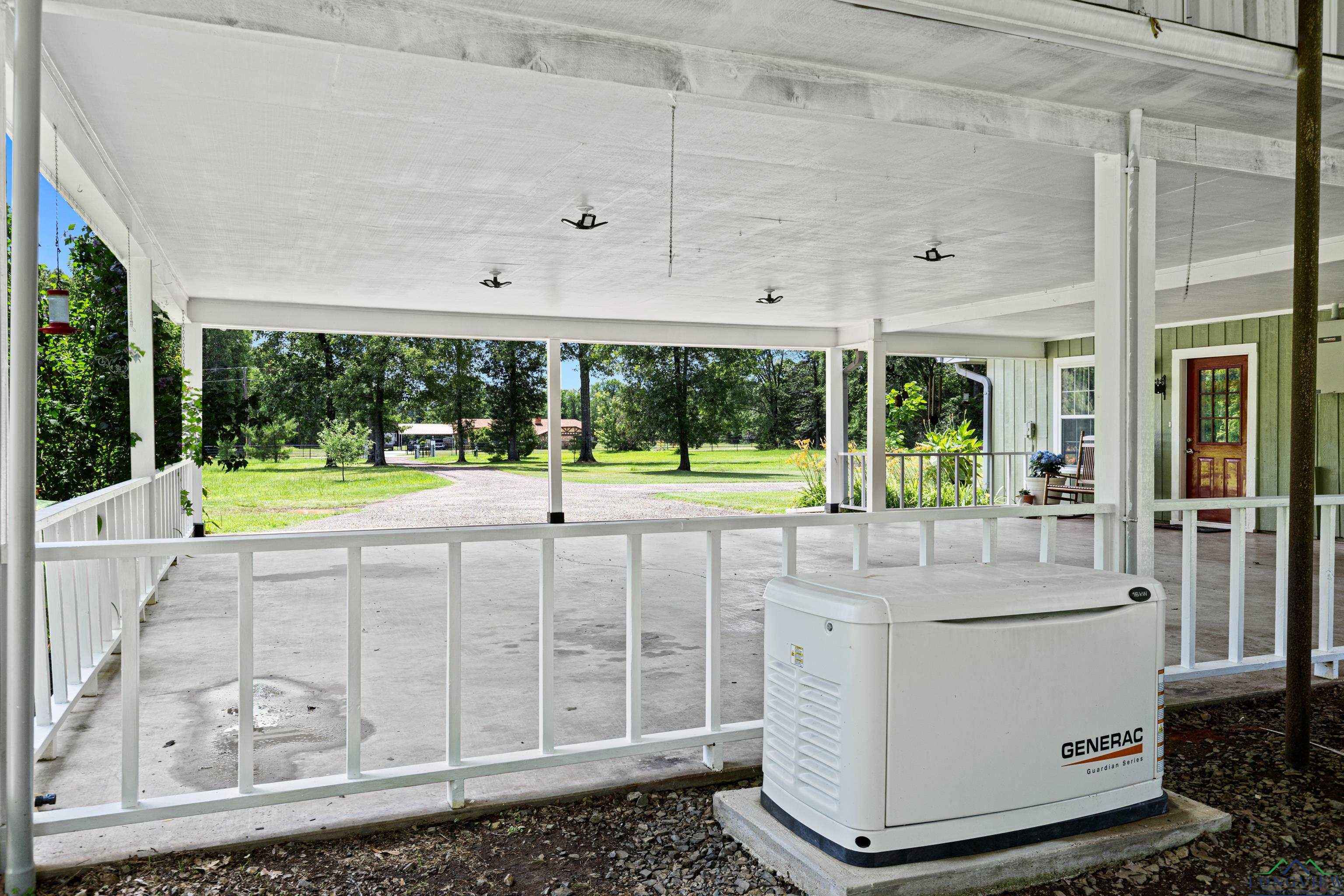 325 County Road 1081, Carthage, Texas image 40