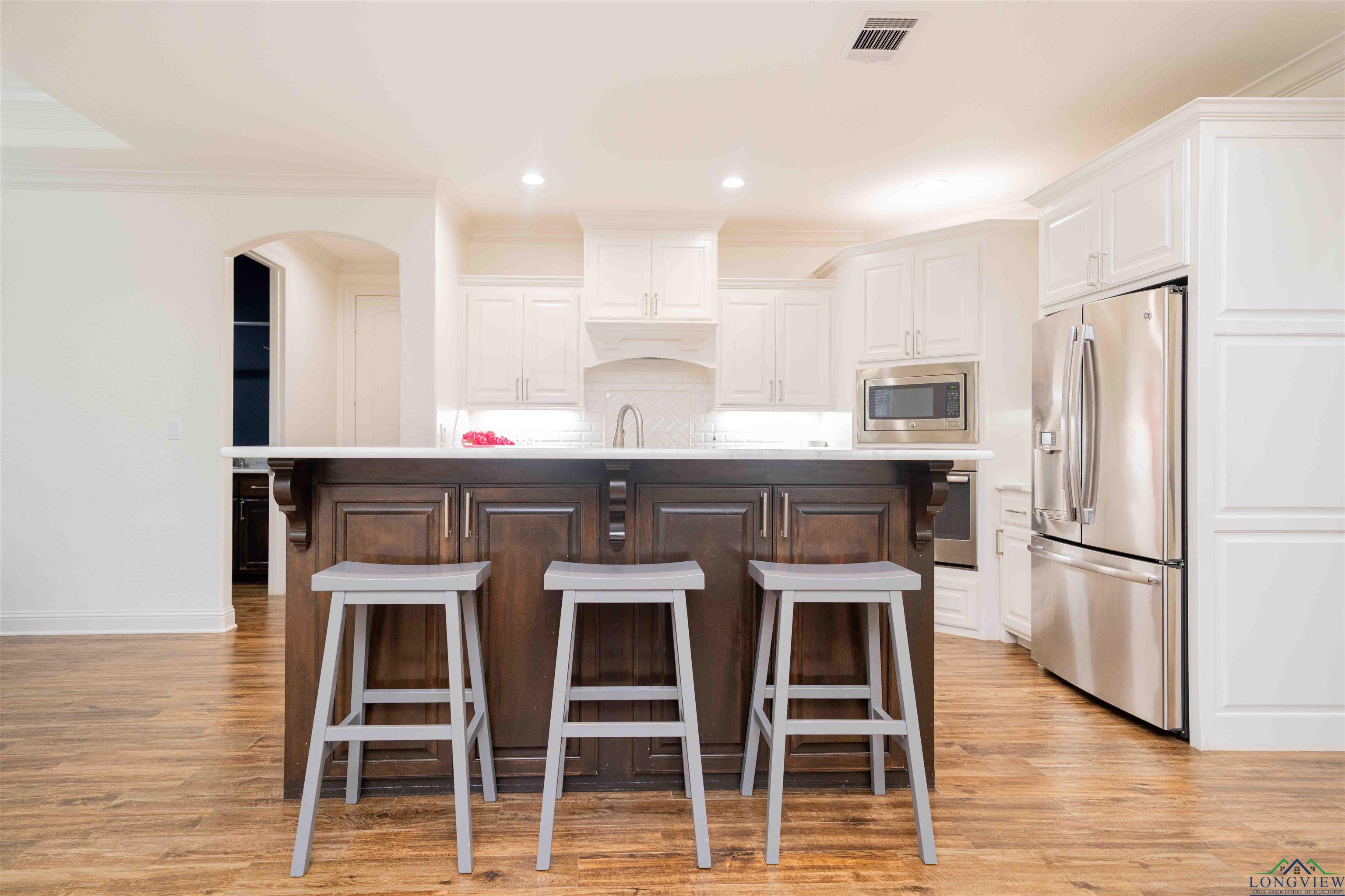 3000 Fairway Oaks, Longview, Texas image 13