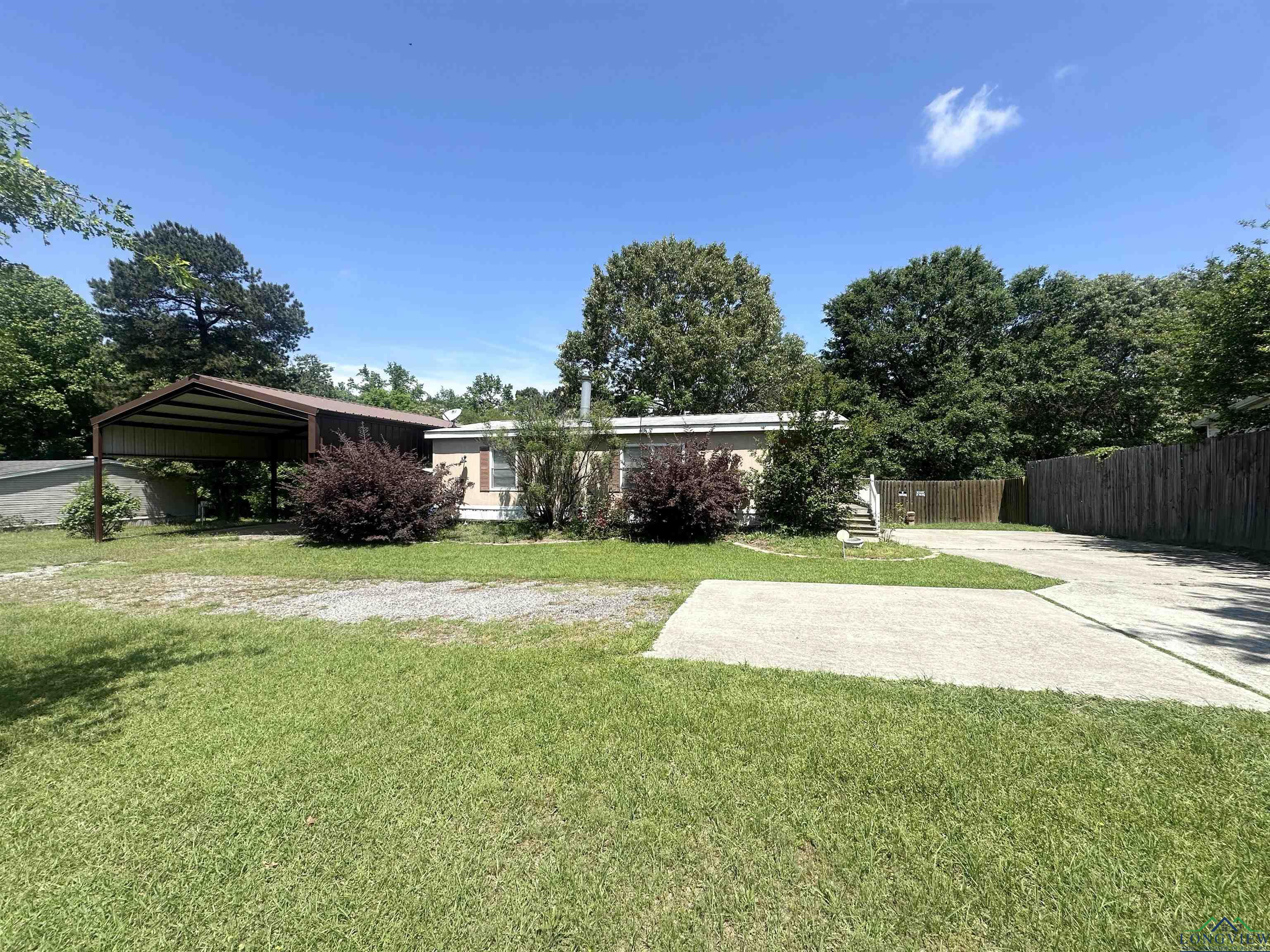 112 Springridge Lane, Texarkana, Texas image 1