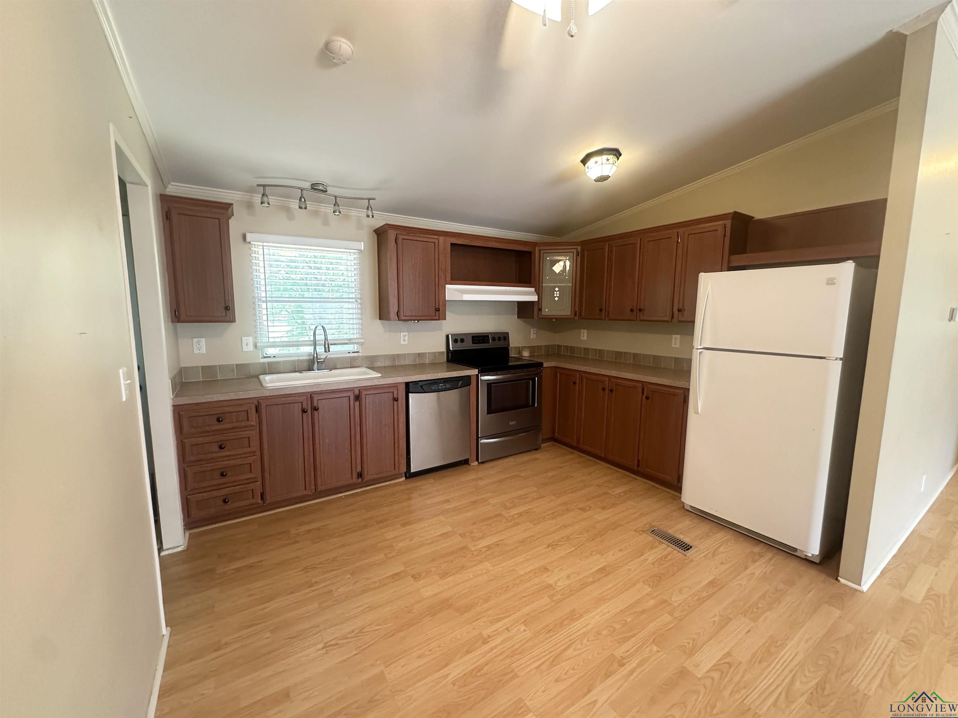 112 Springridge Lane, Texarkana, Texas image 10